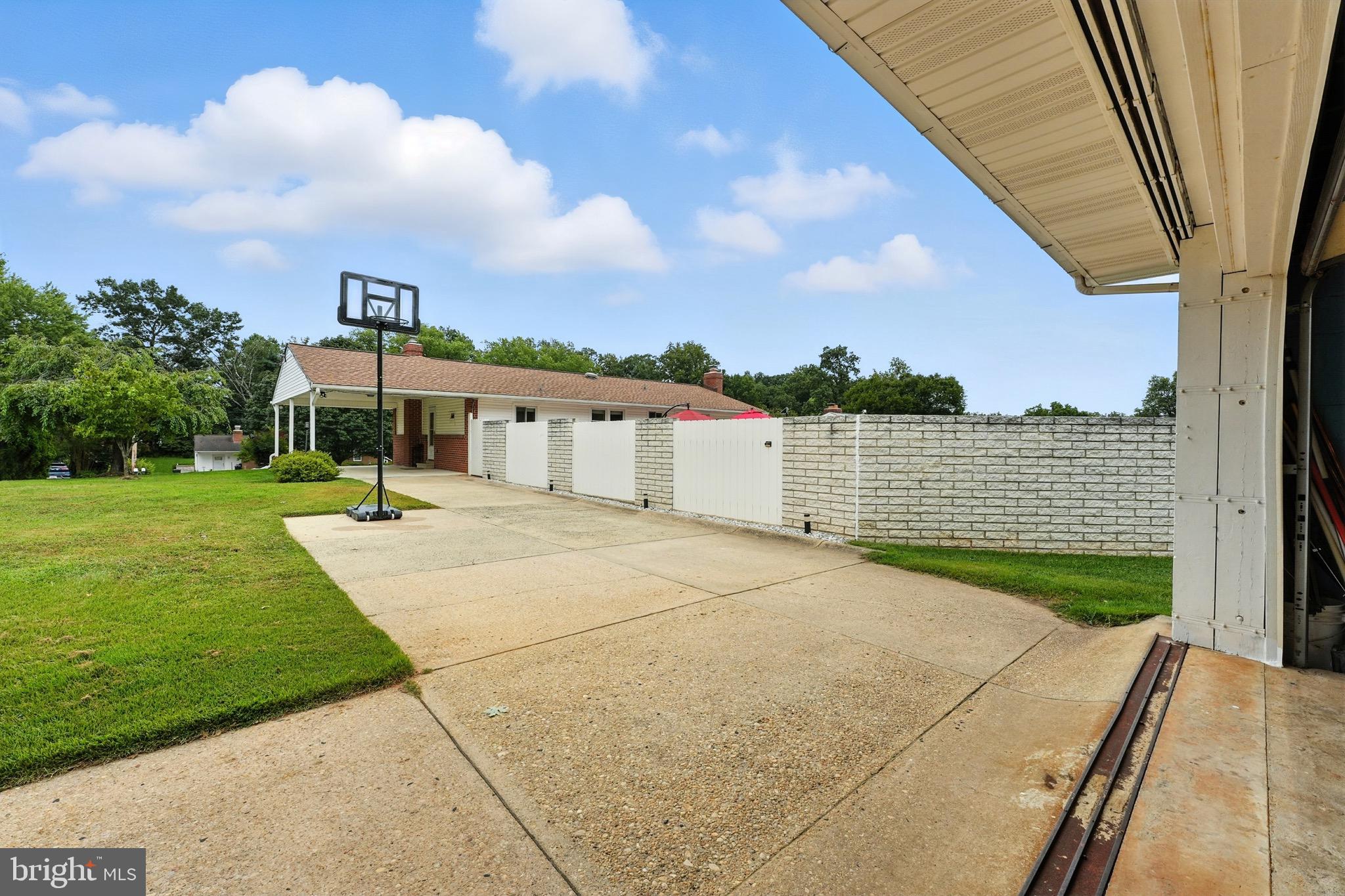 Real estate listing preview #45