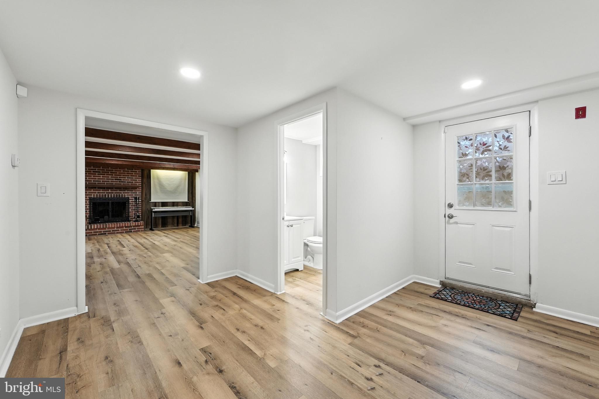 Real estate listing preview #32