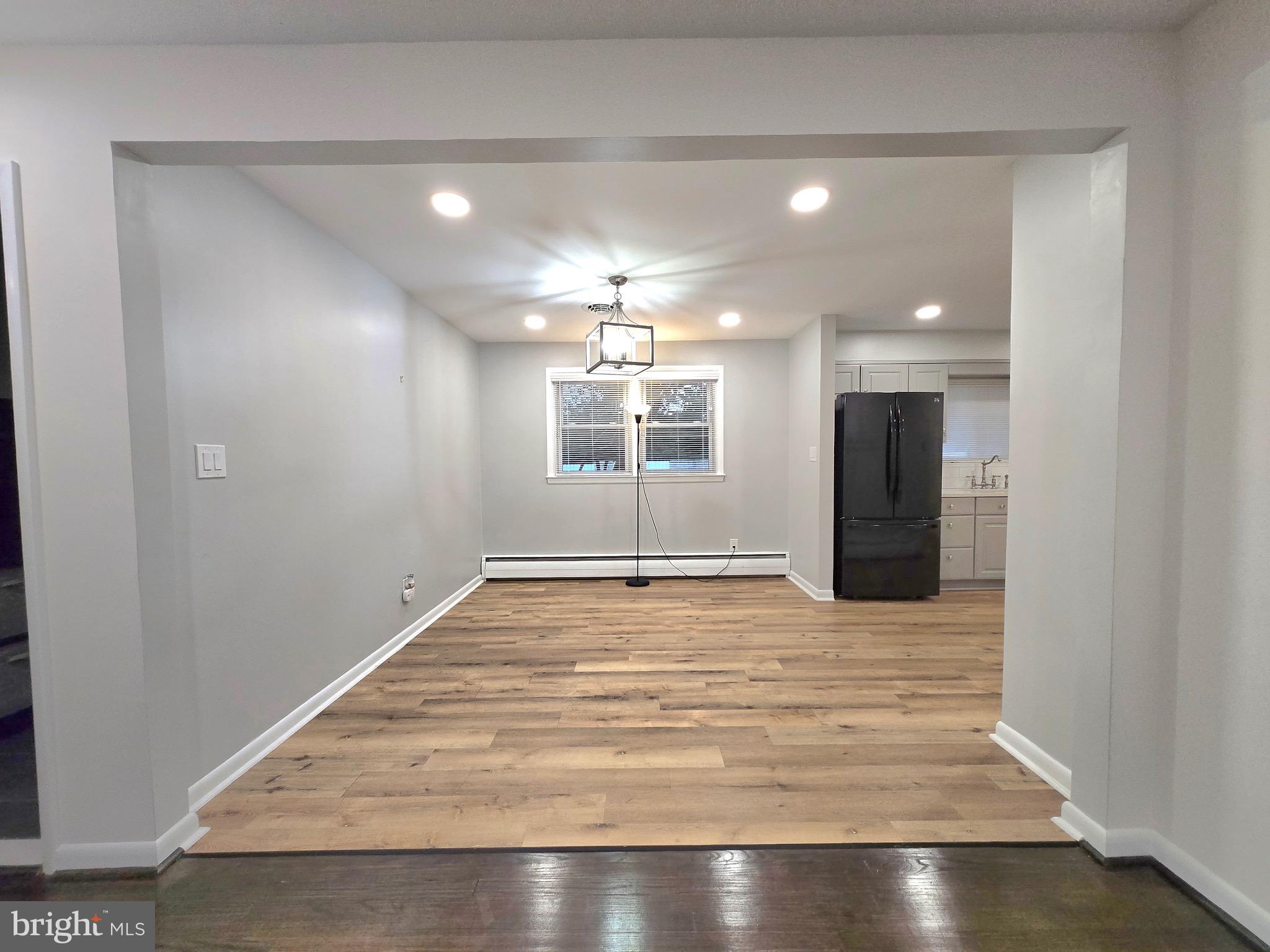 Real estate listing preview #17