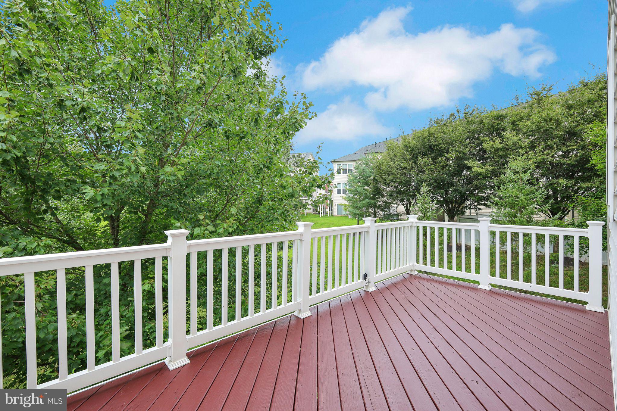 Real estate listing preview #37