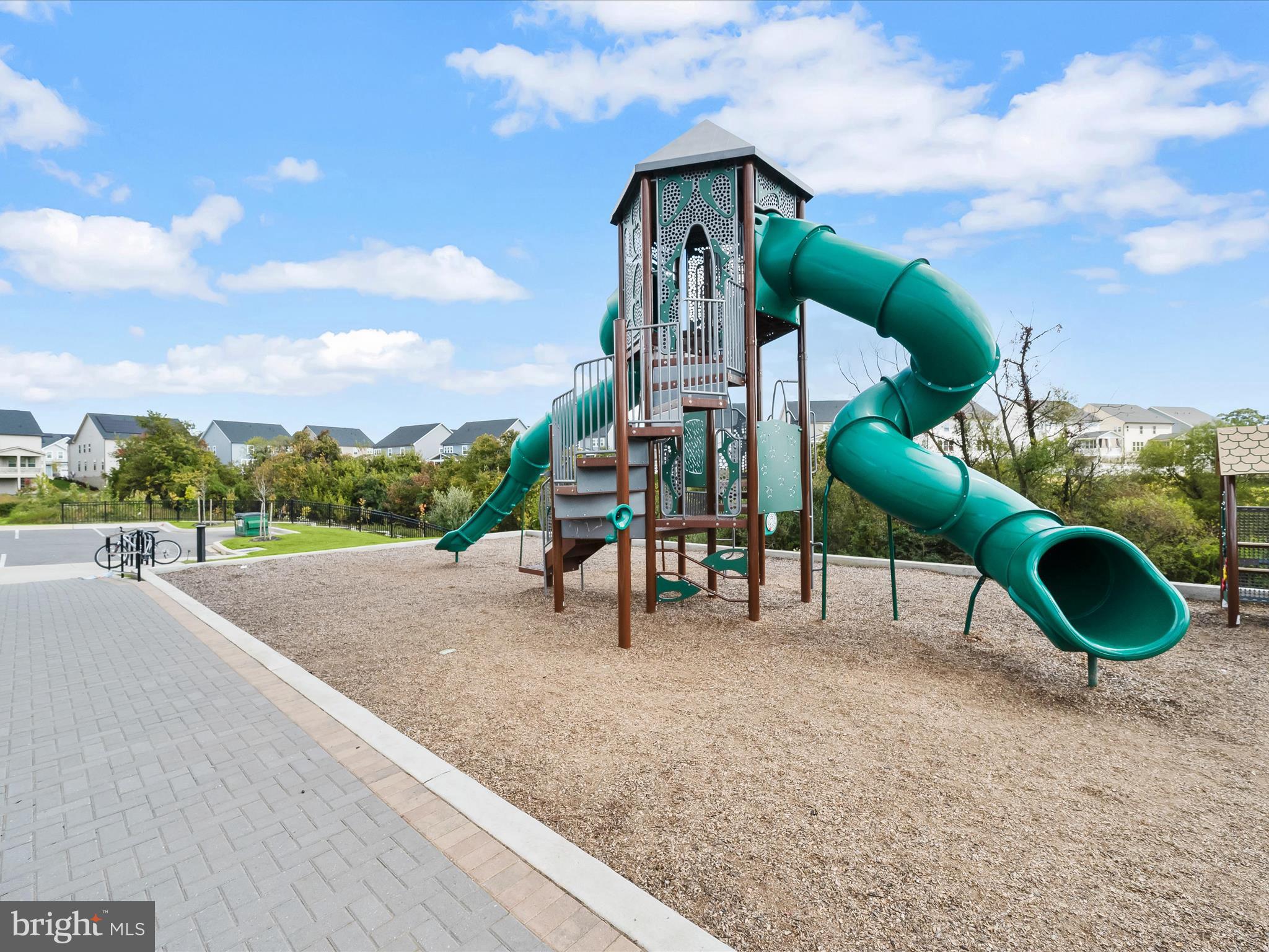 Real estate listing preview #42