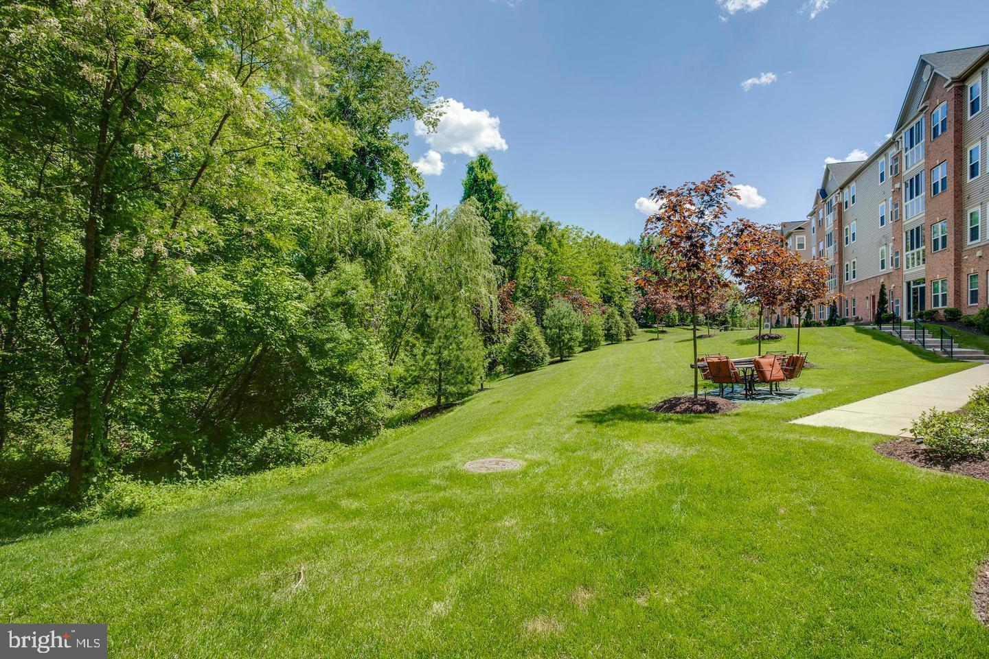 Real estate listing preview #27