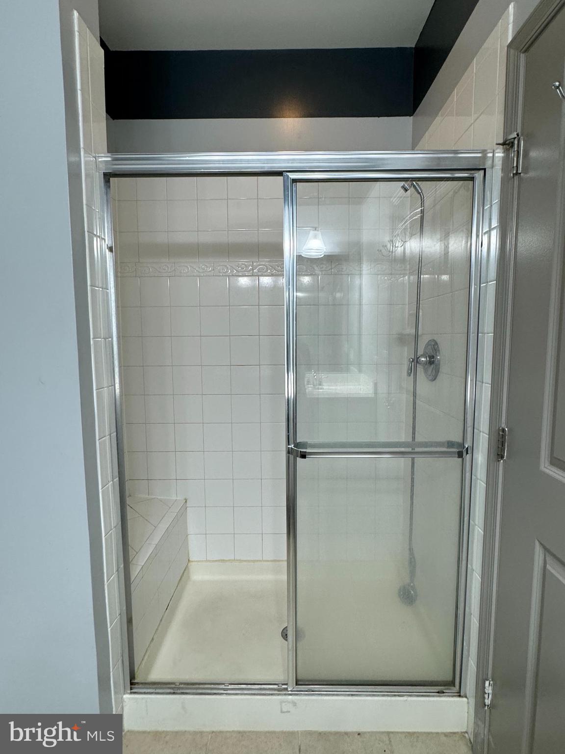 Real estate listing preview #16