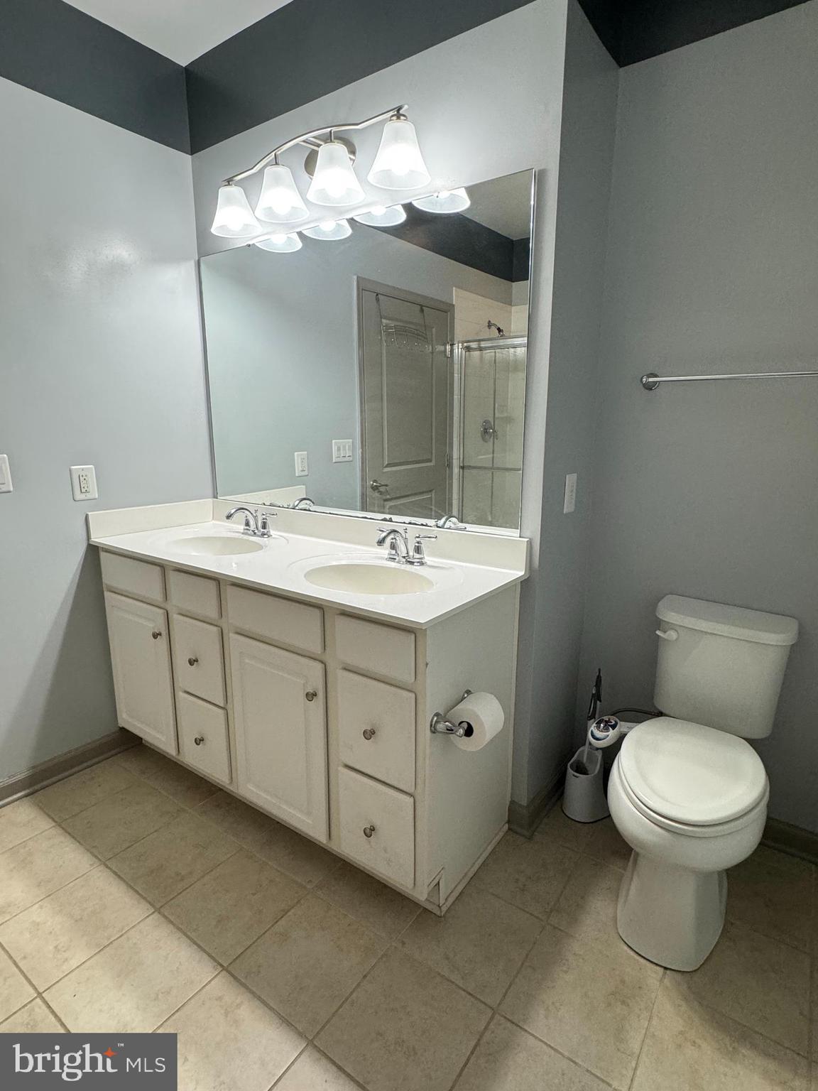 Real estate listing preview #17