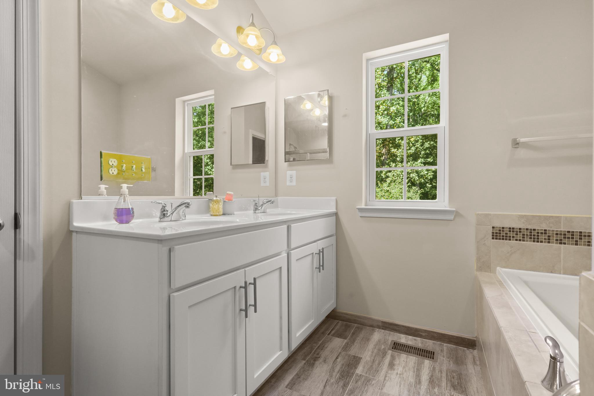 Real estate listing preview #30