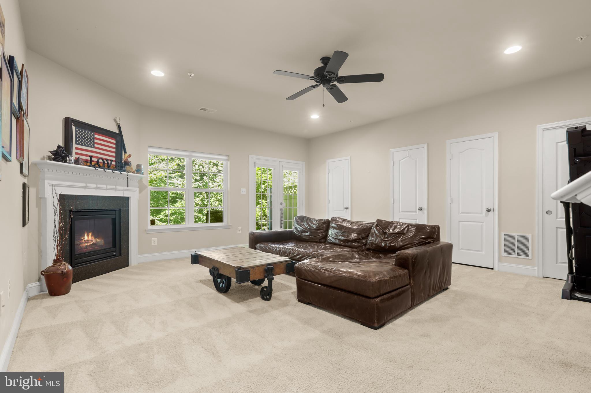 Real estate listing preview #6