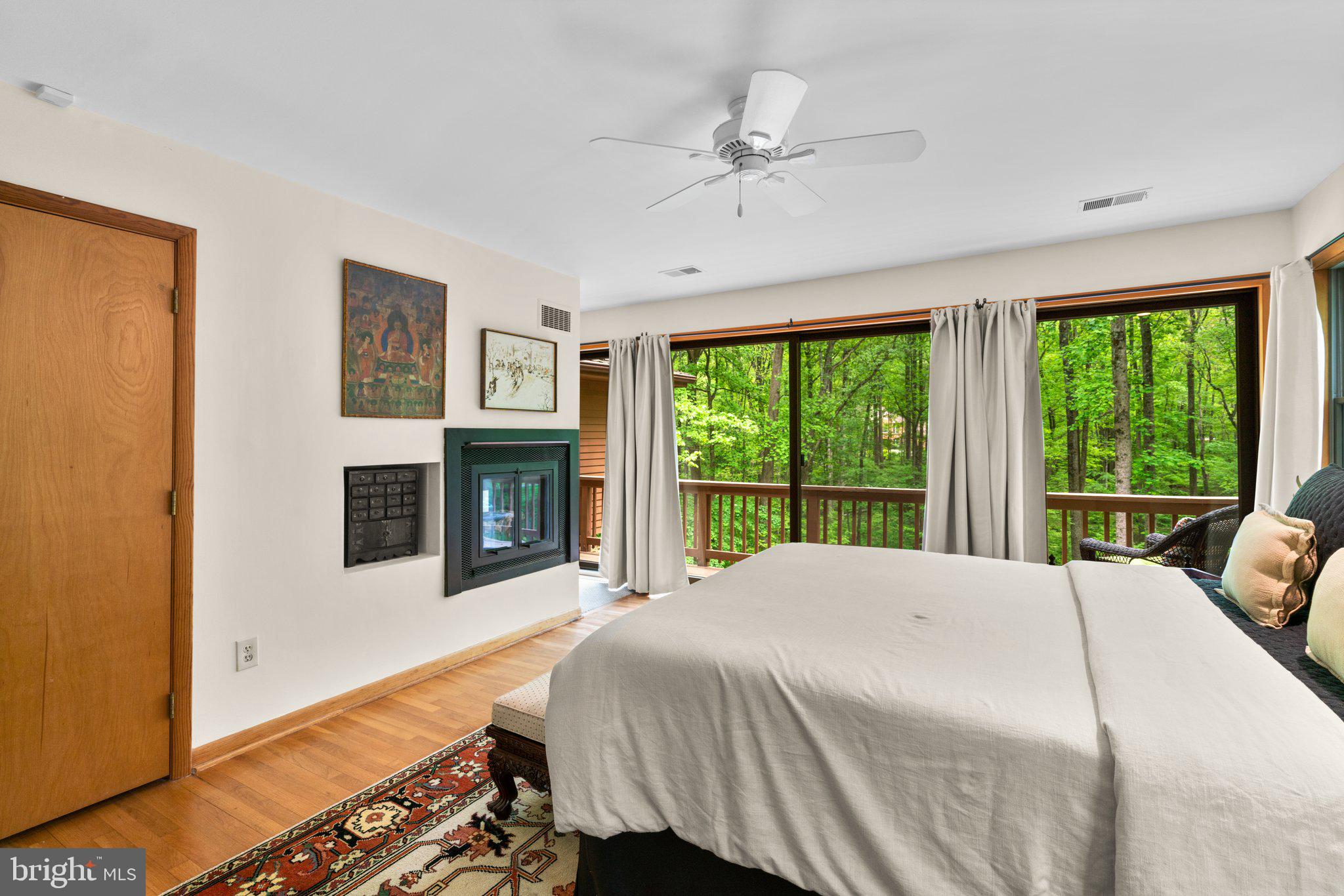 Real estate listing preview #32