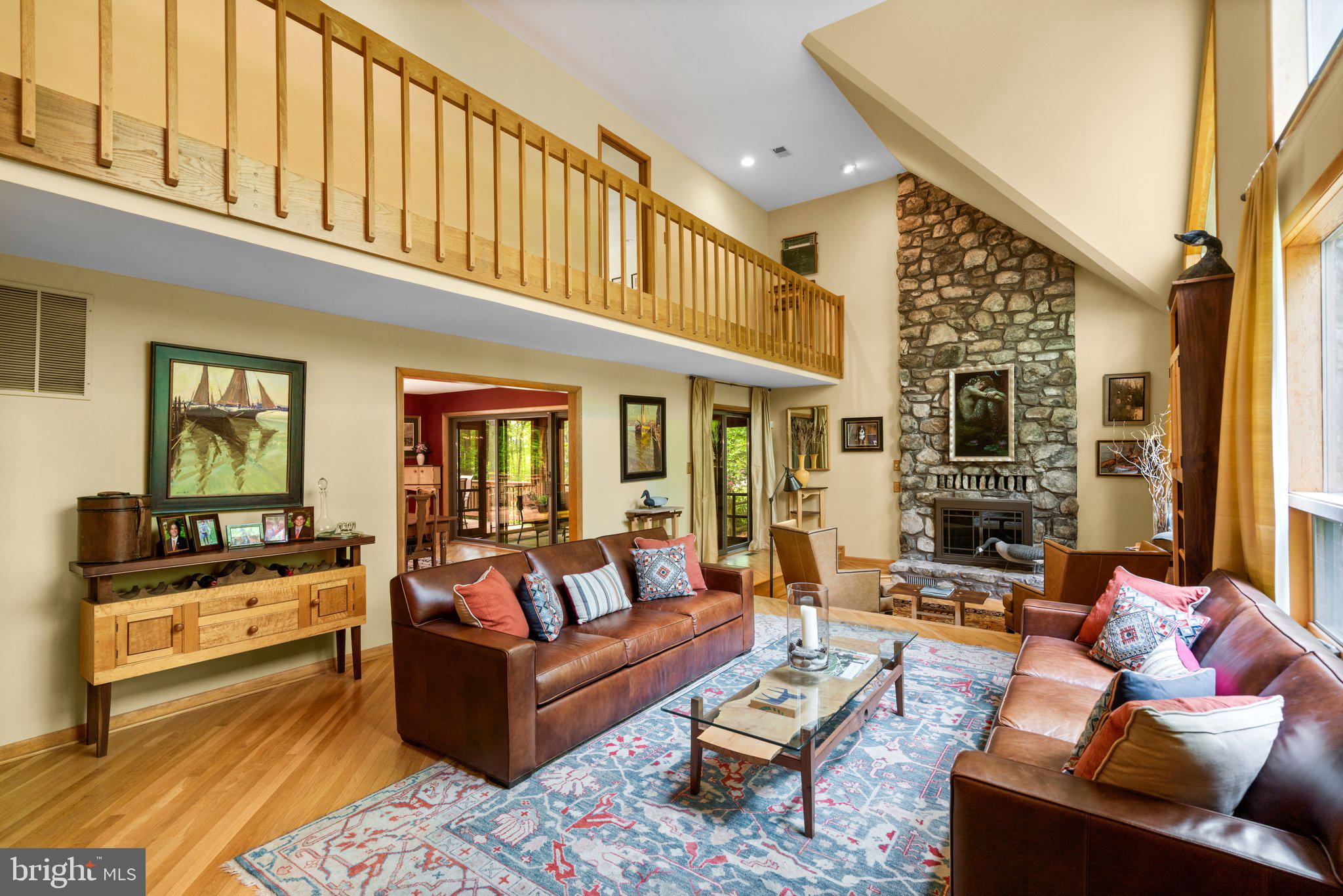 Real estate listing preview #6