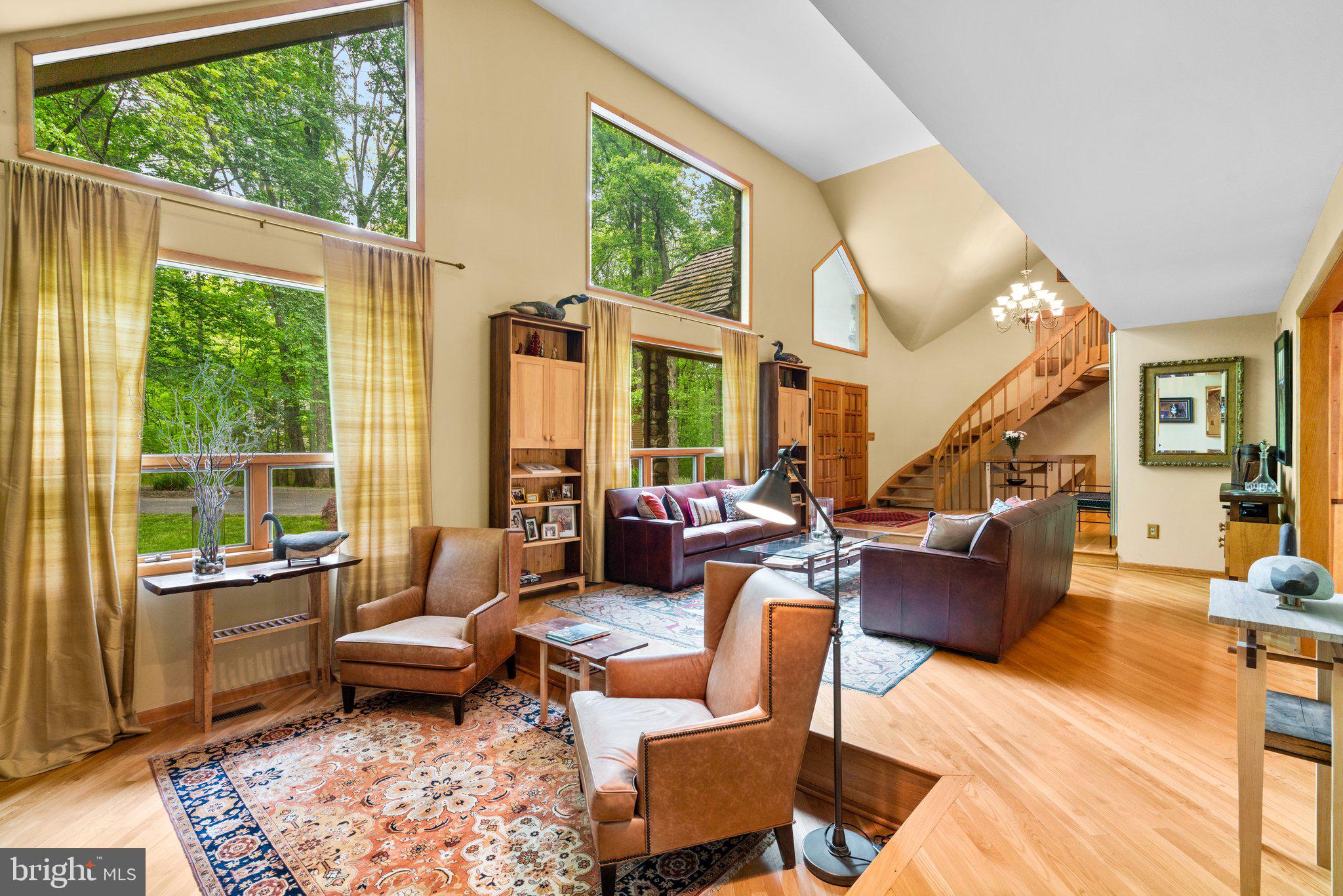 Real estate listing preview #16