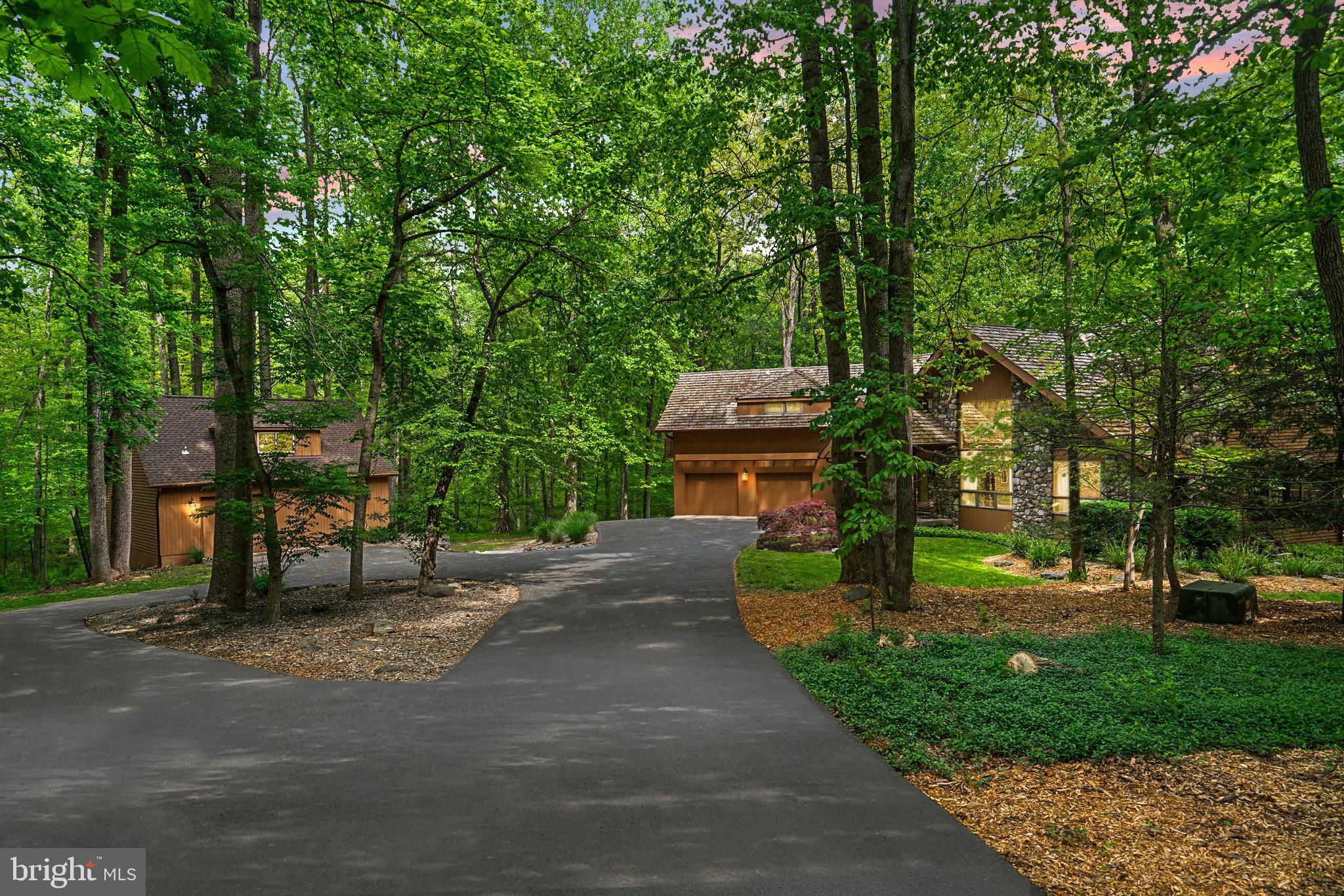 Real estate listing preview #4