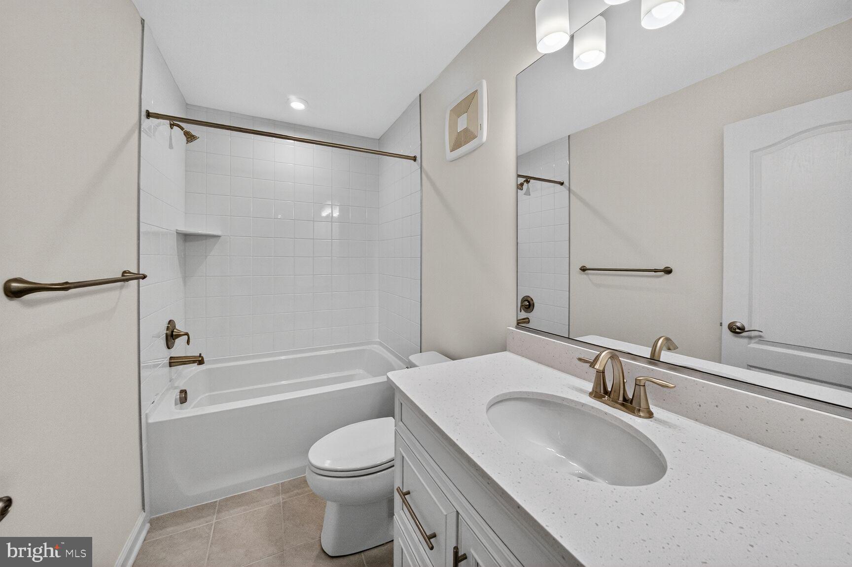 Real estate listing preview #11