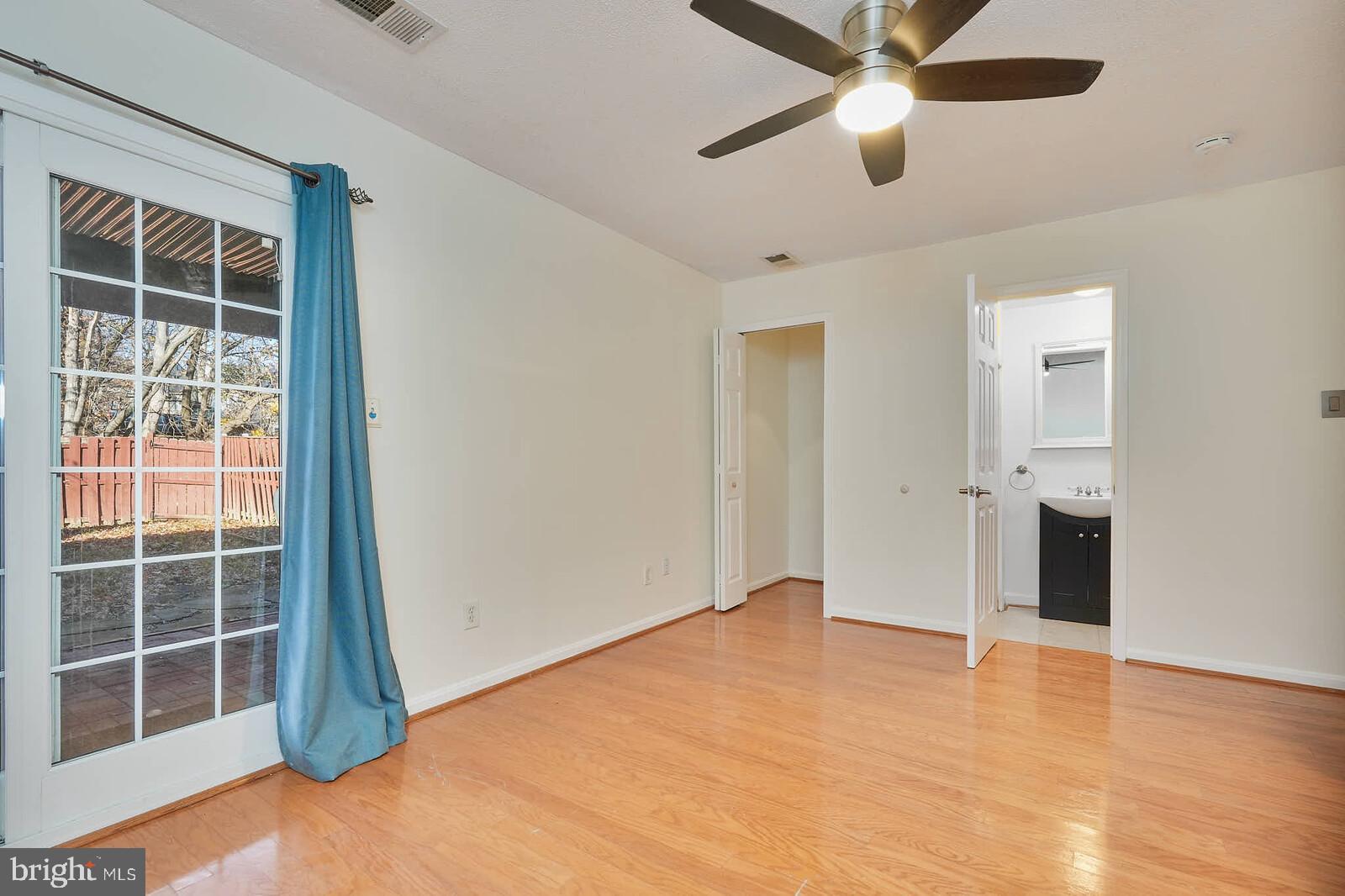 Real estate listing preview #7