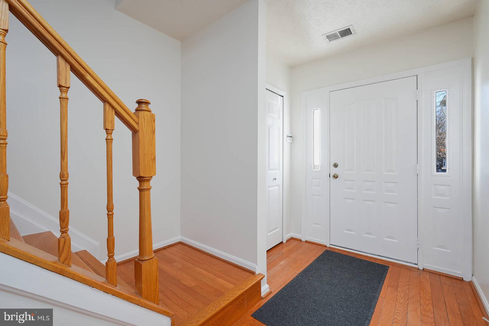 Real estate listing preview #11