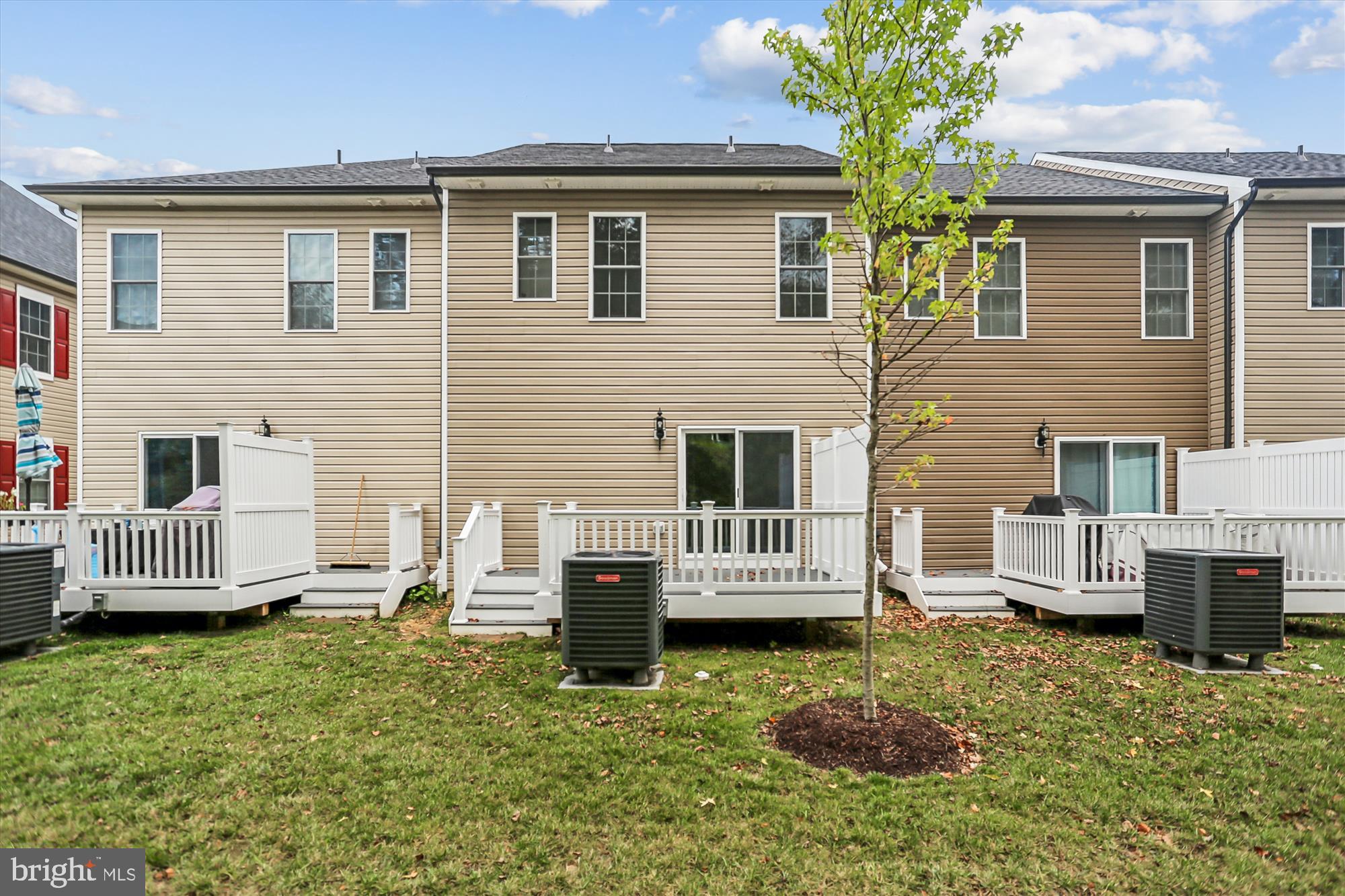 Real estate listing preview #7