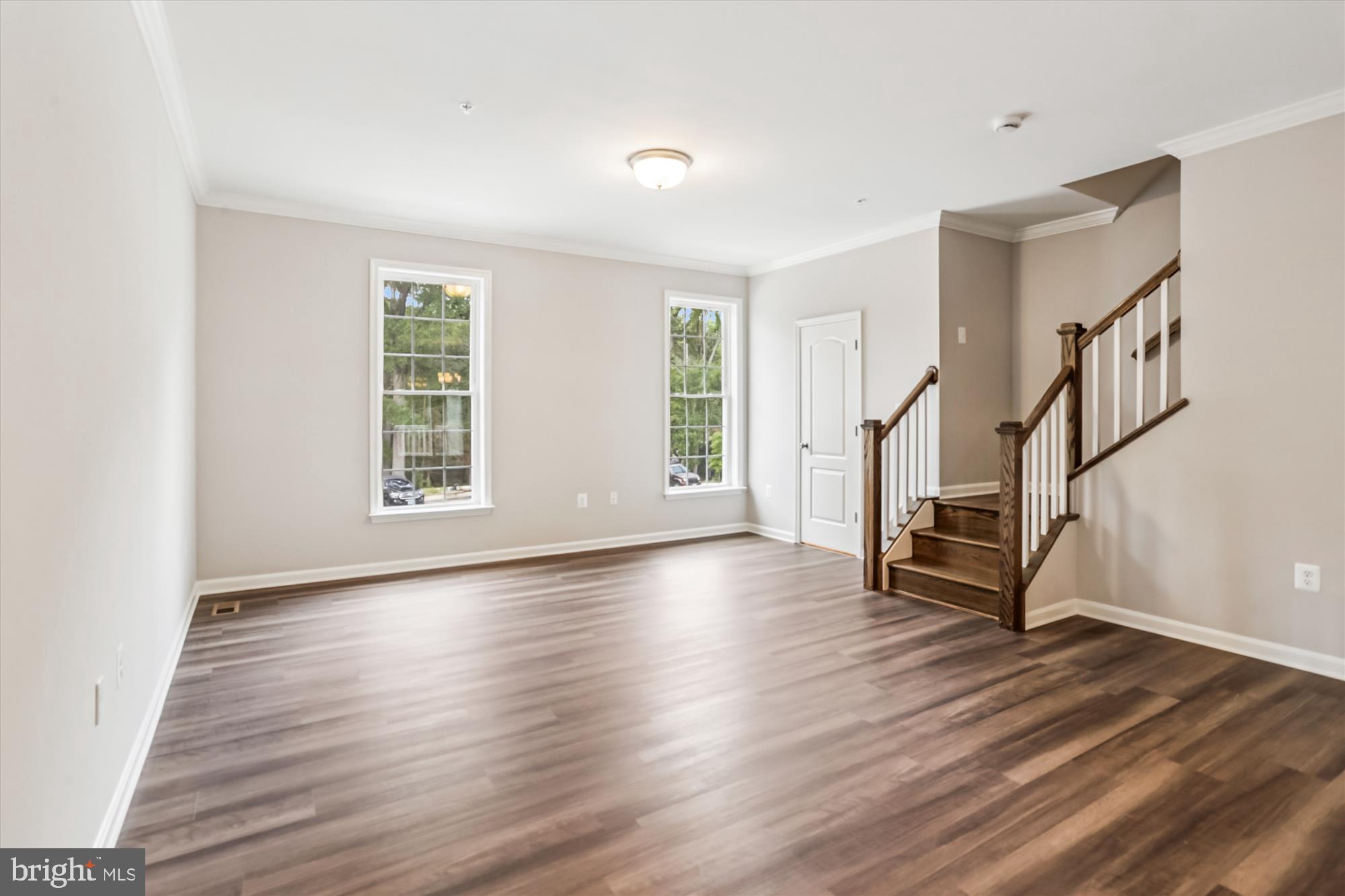 Real estate listing preview #13