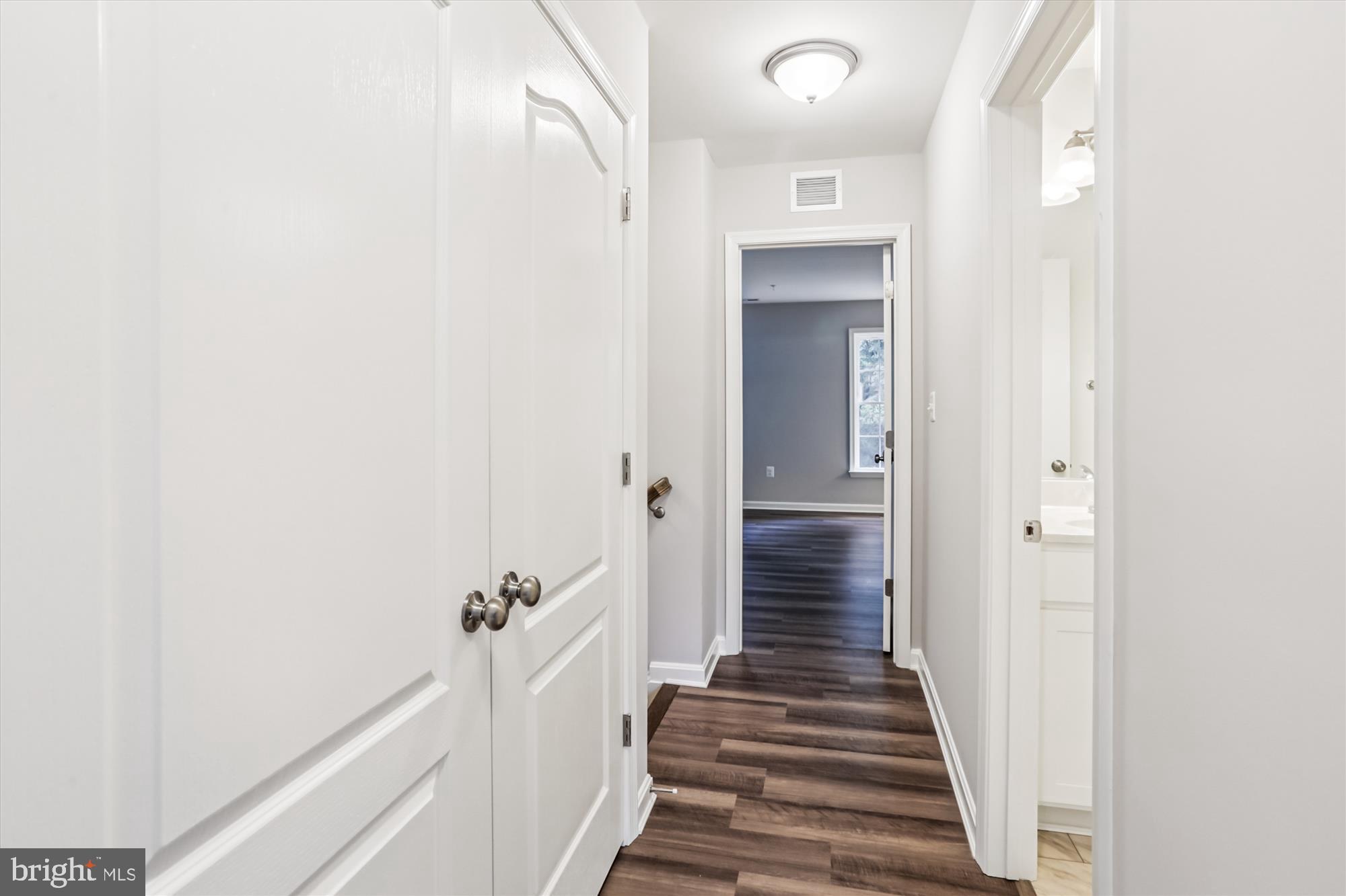 Real estate listing preview #23