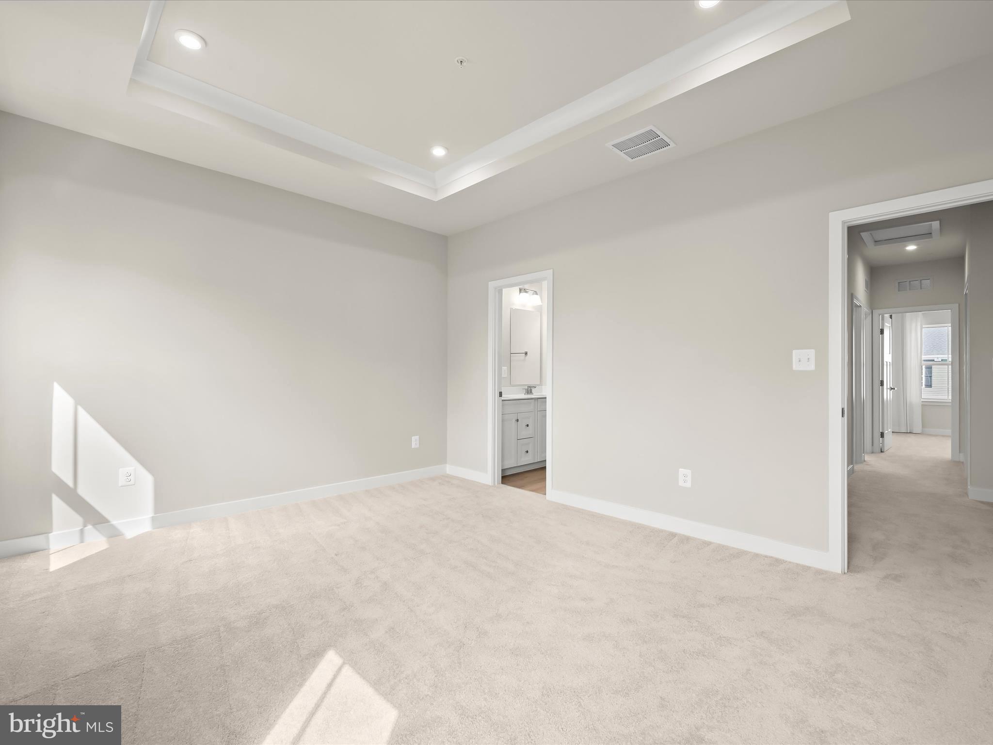 Real estate listing preview #18