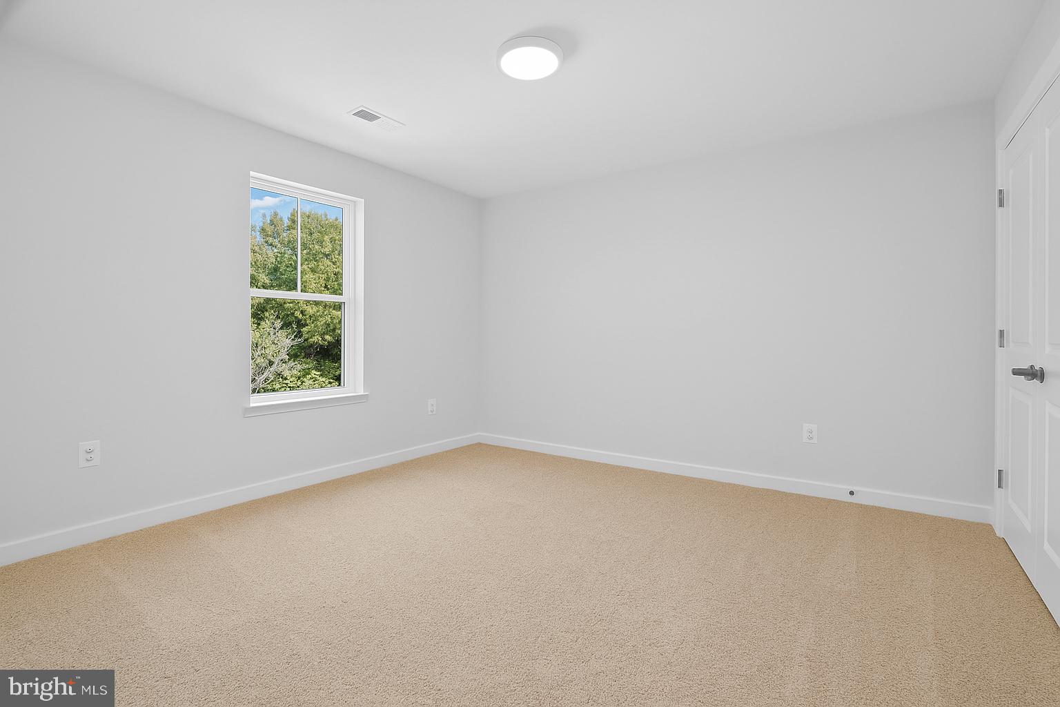 Real estate listing preview #29