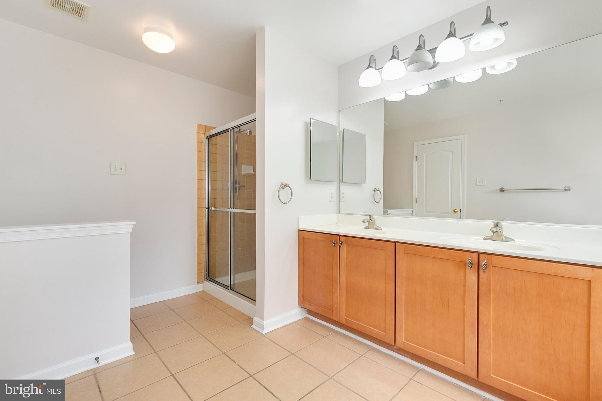 Real estate listing preview #38