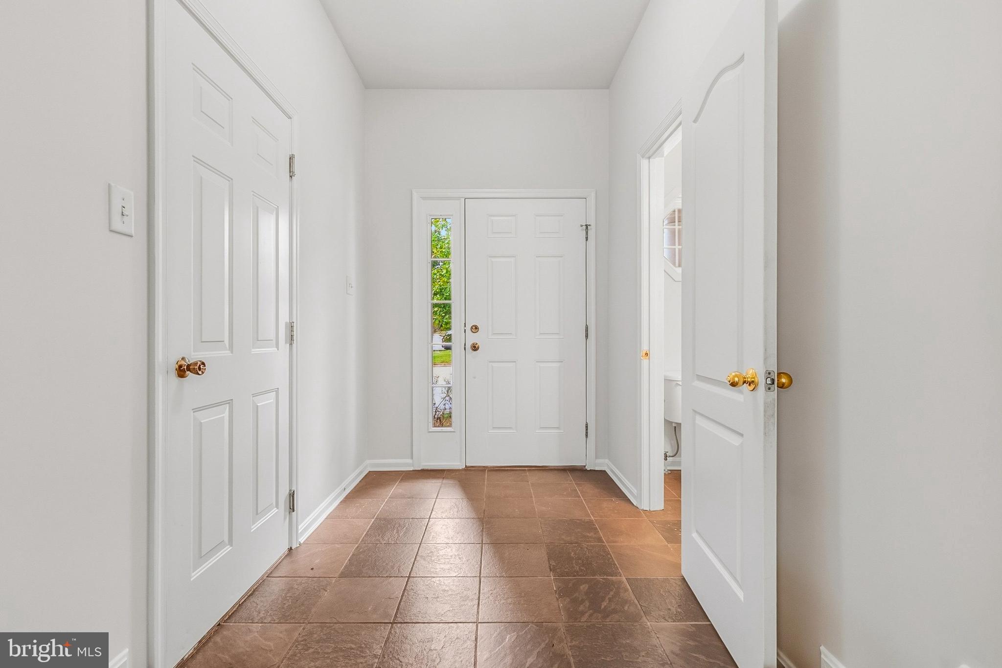 Real estate listing preview #5