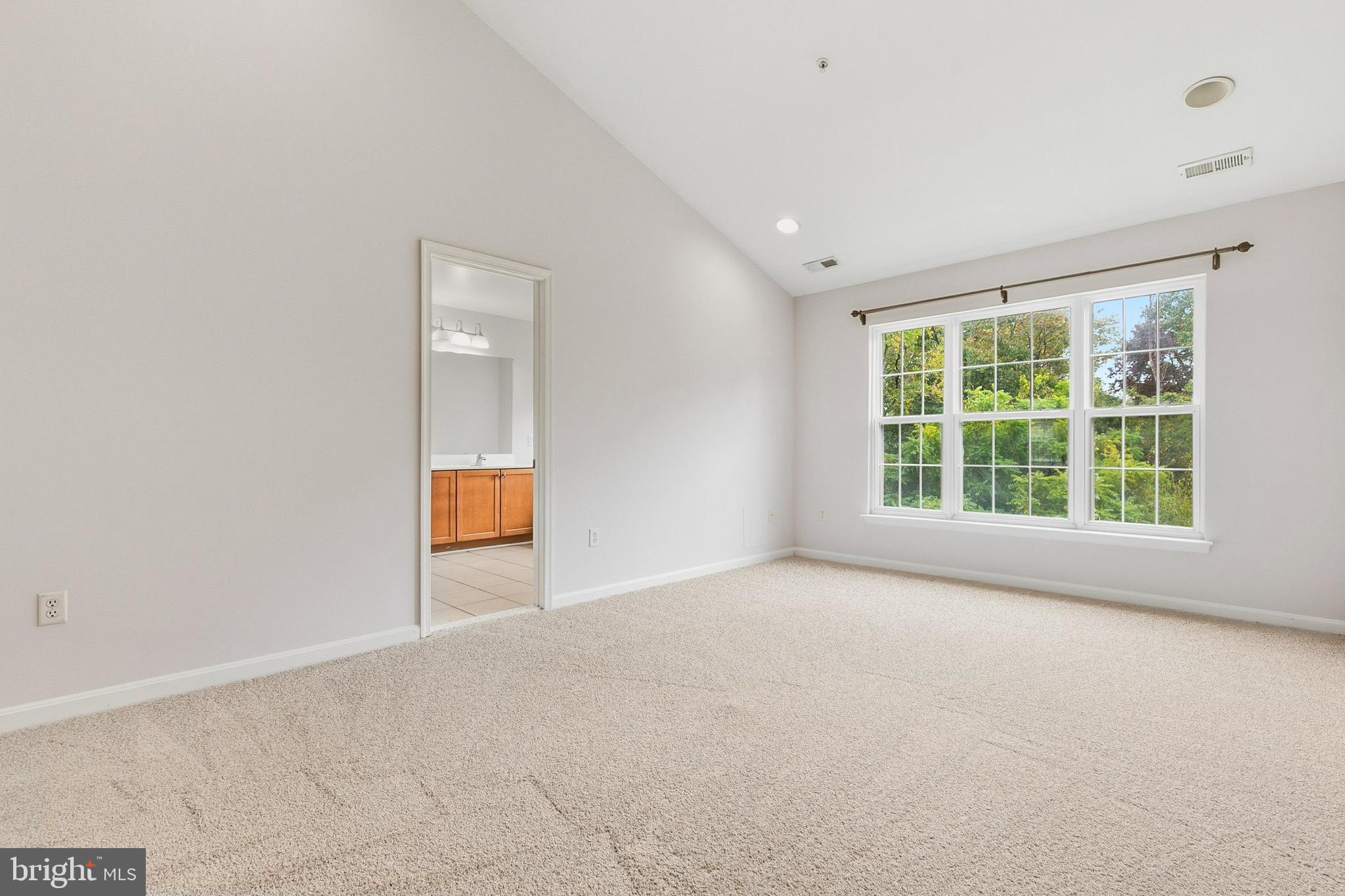 Real estate listing preview #29