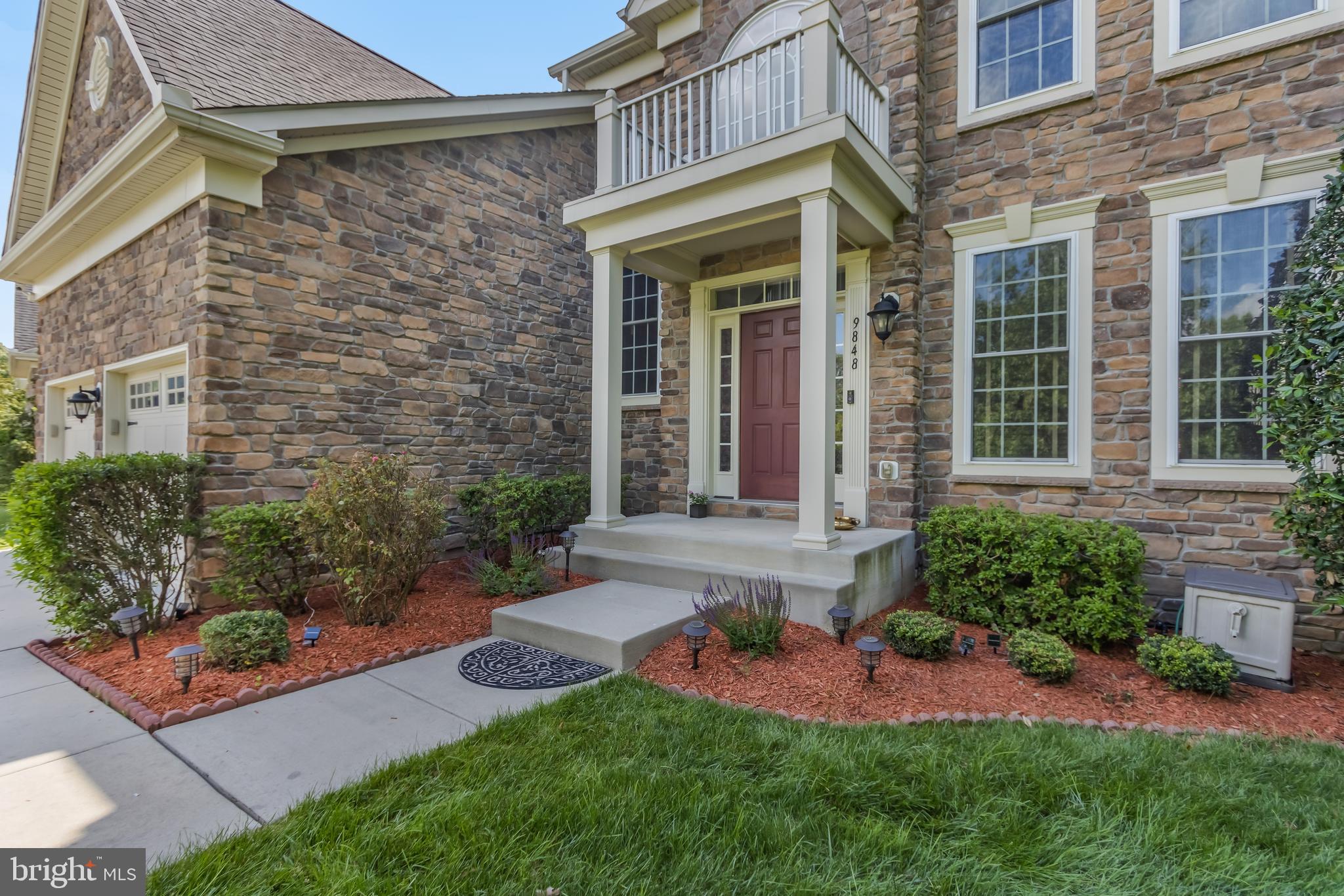 Real estate listing preview #4