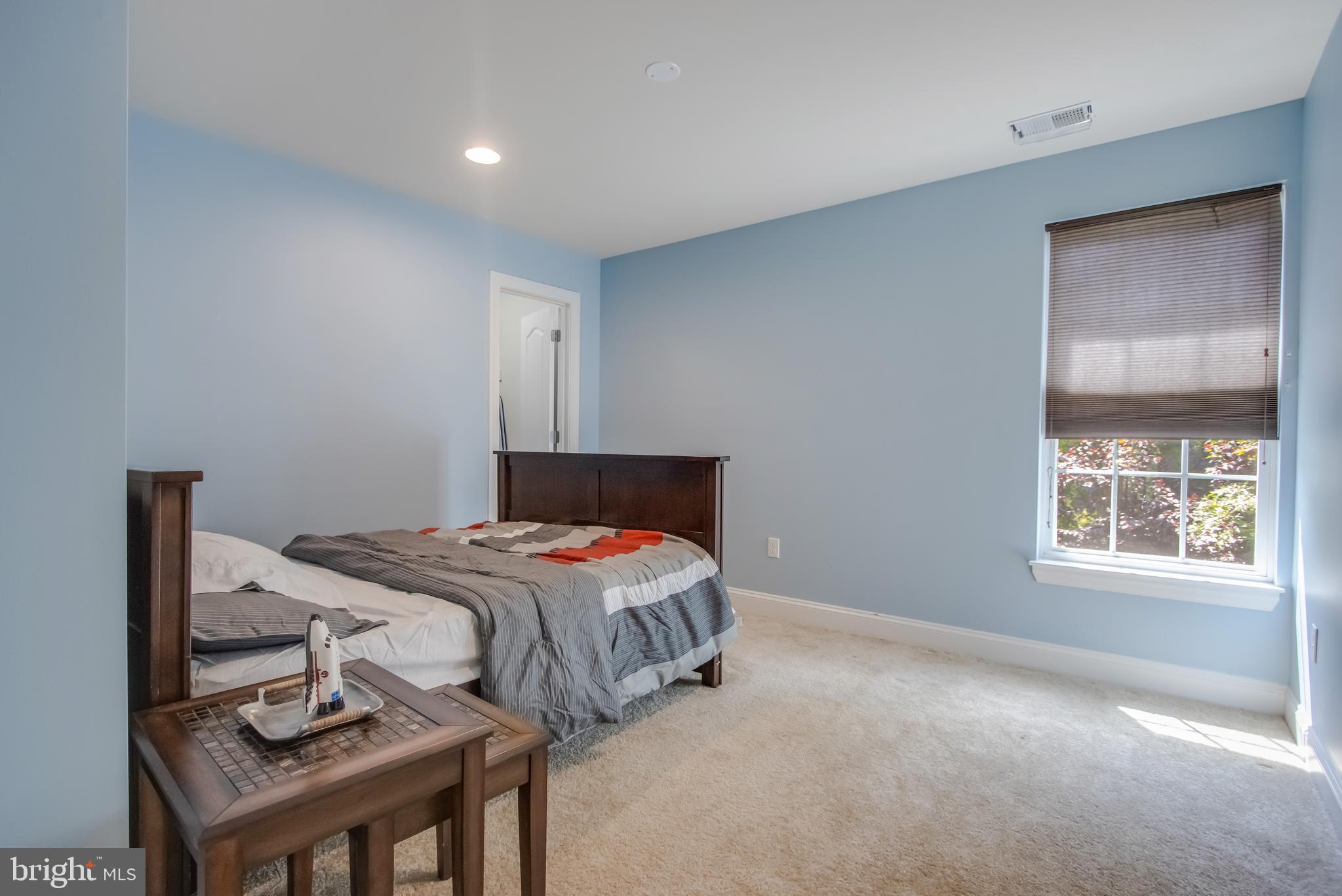 Real estate listing preview #56