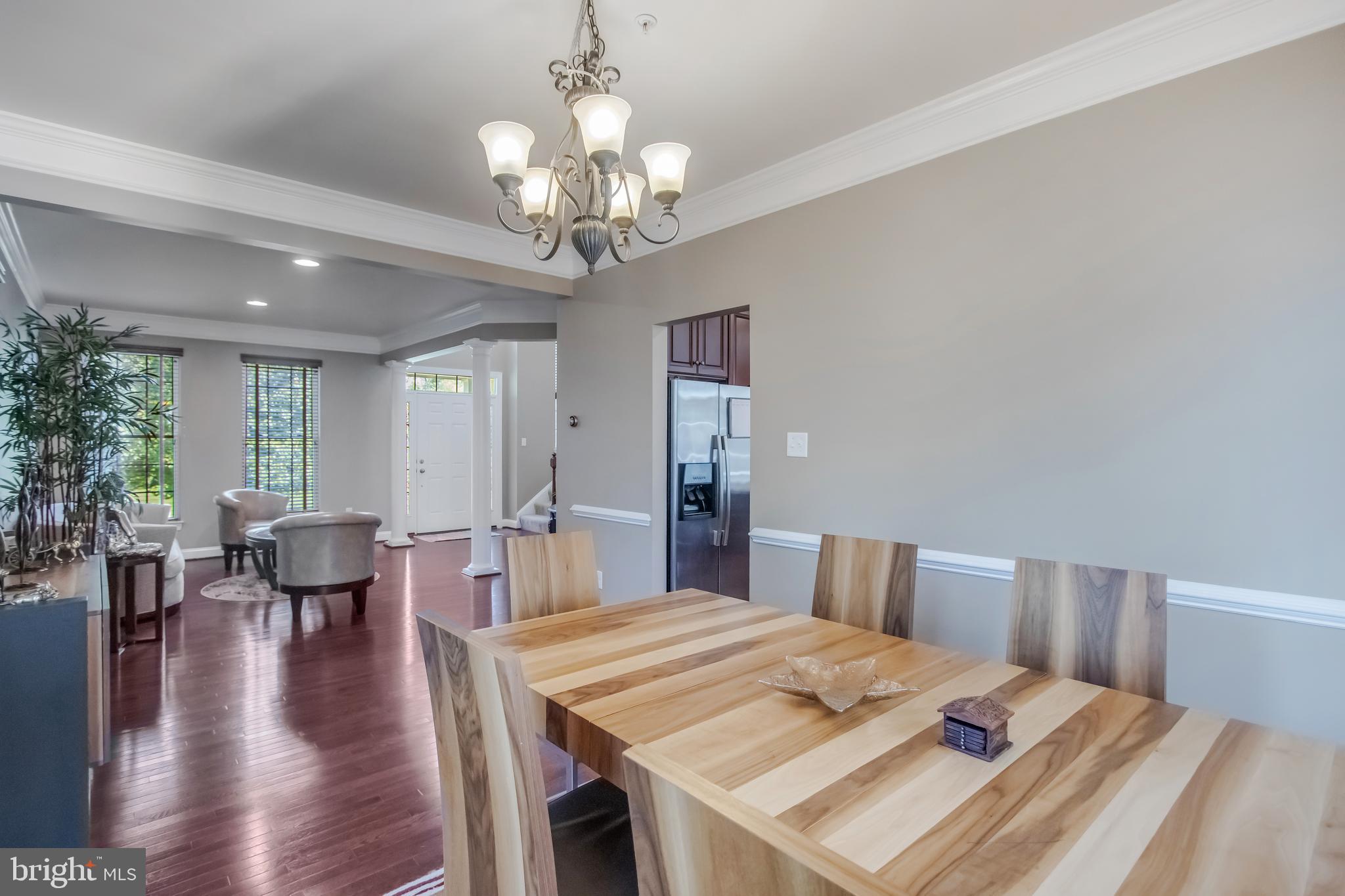 Real estate listing preview #13