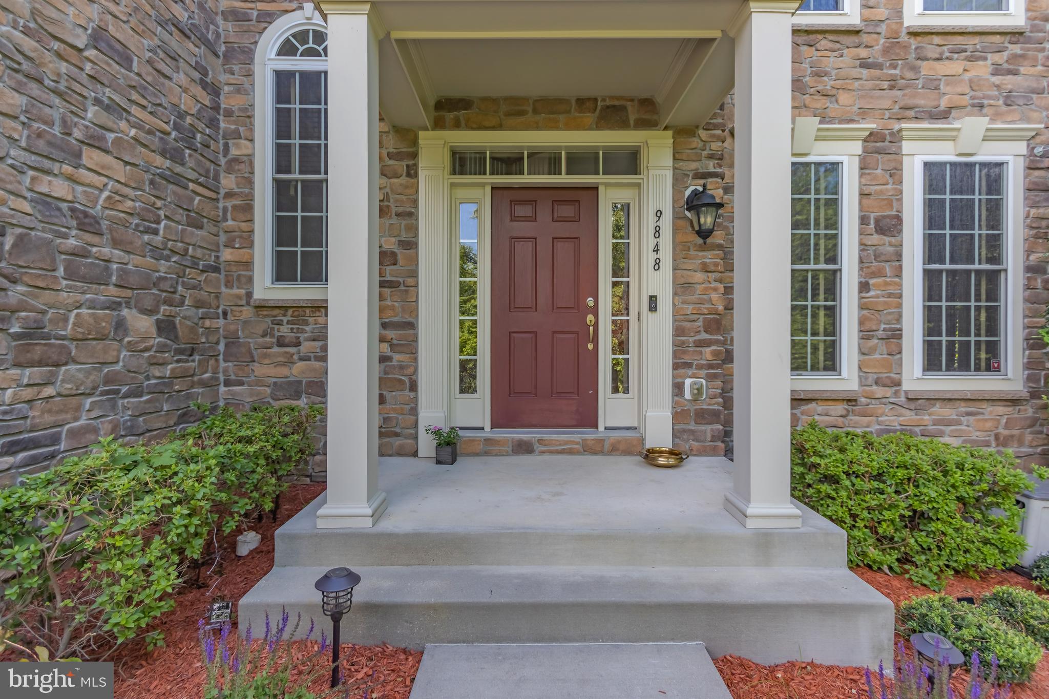 Real estate listing preview #3