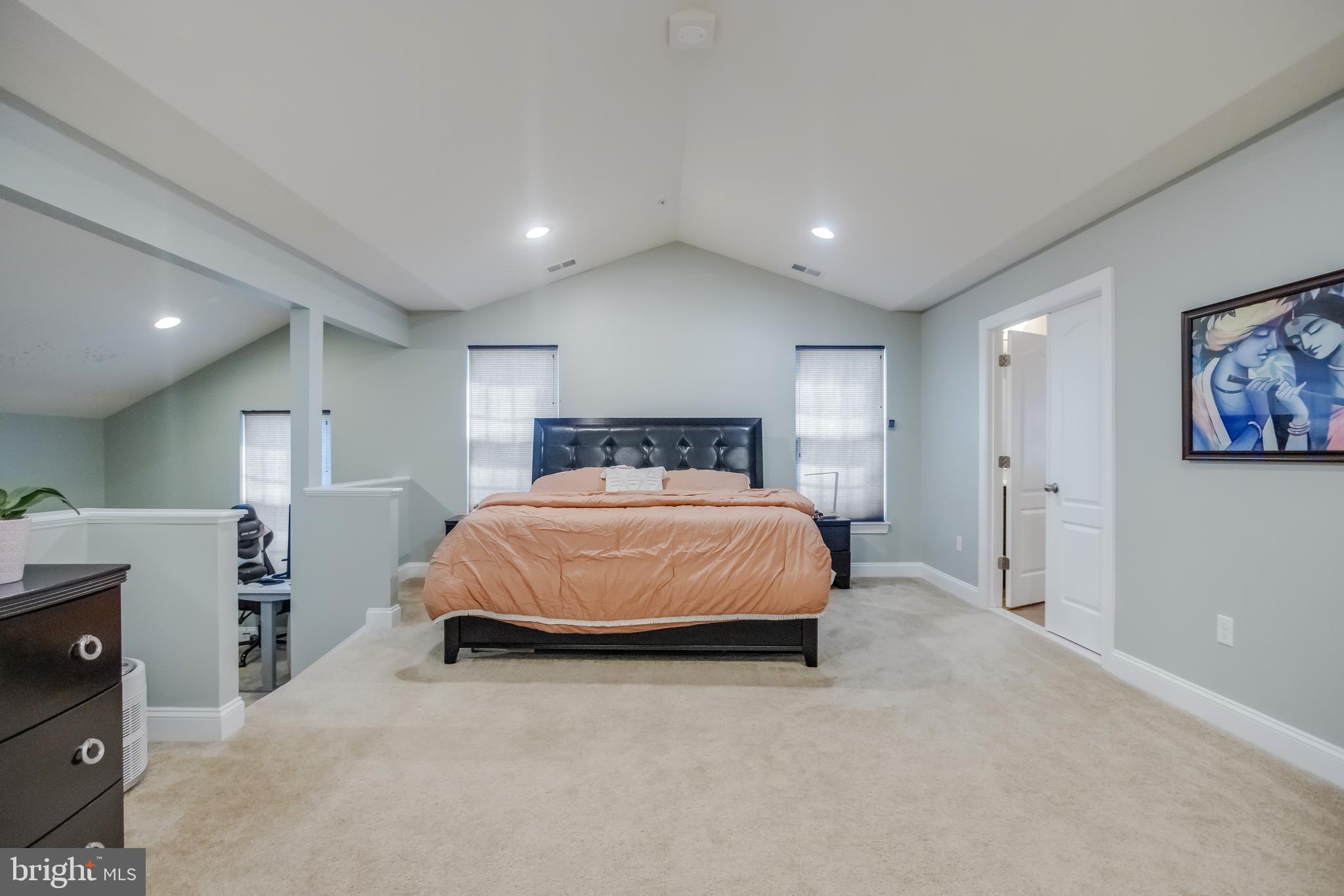 Real estate listing preview #38