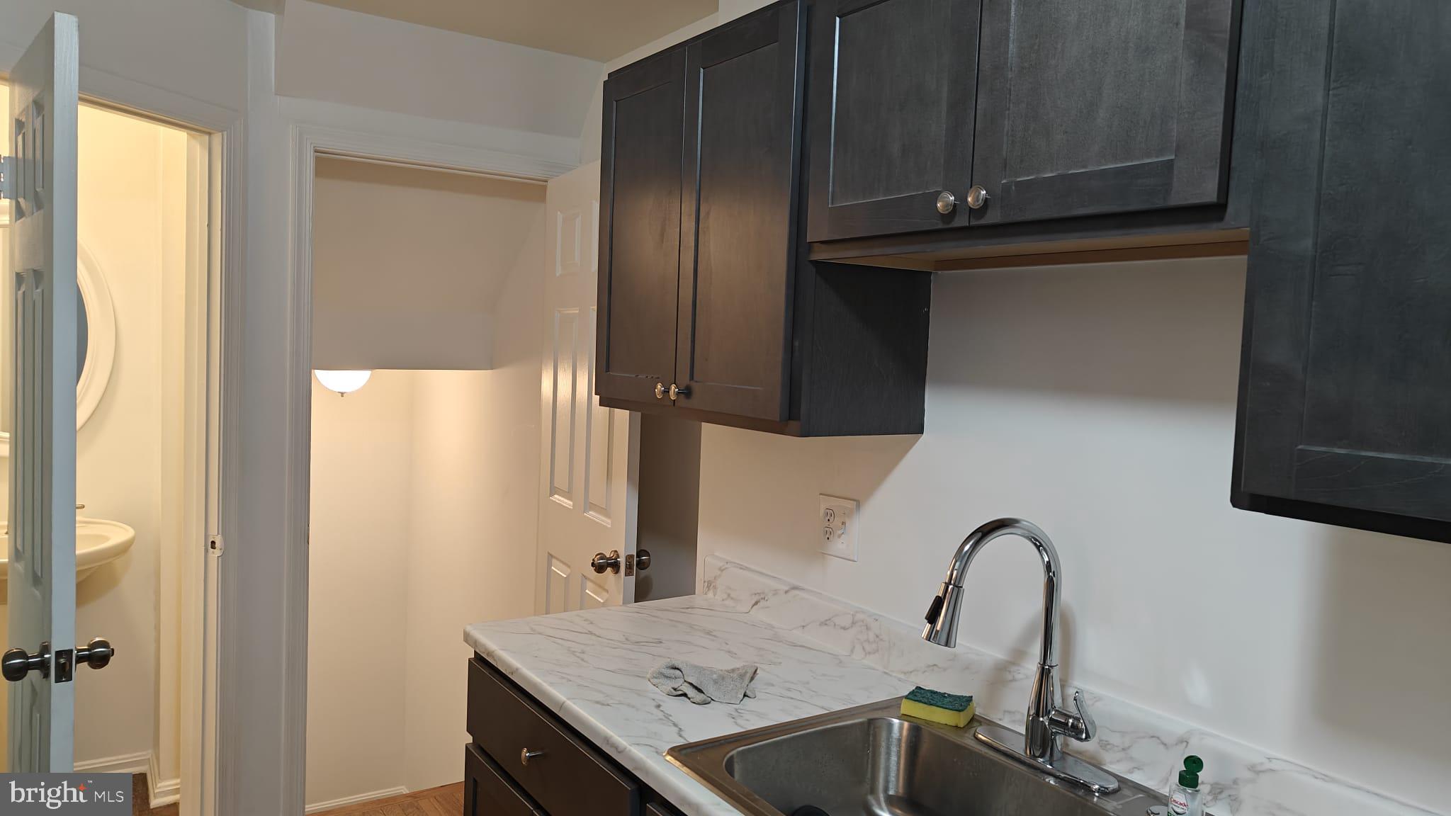 Real estate listing preview #14