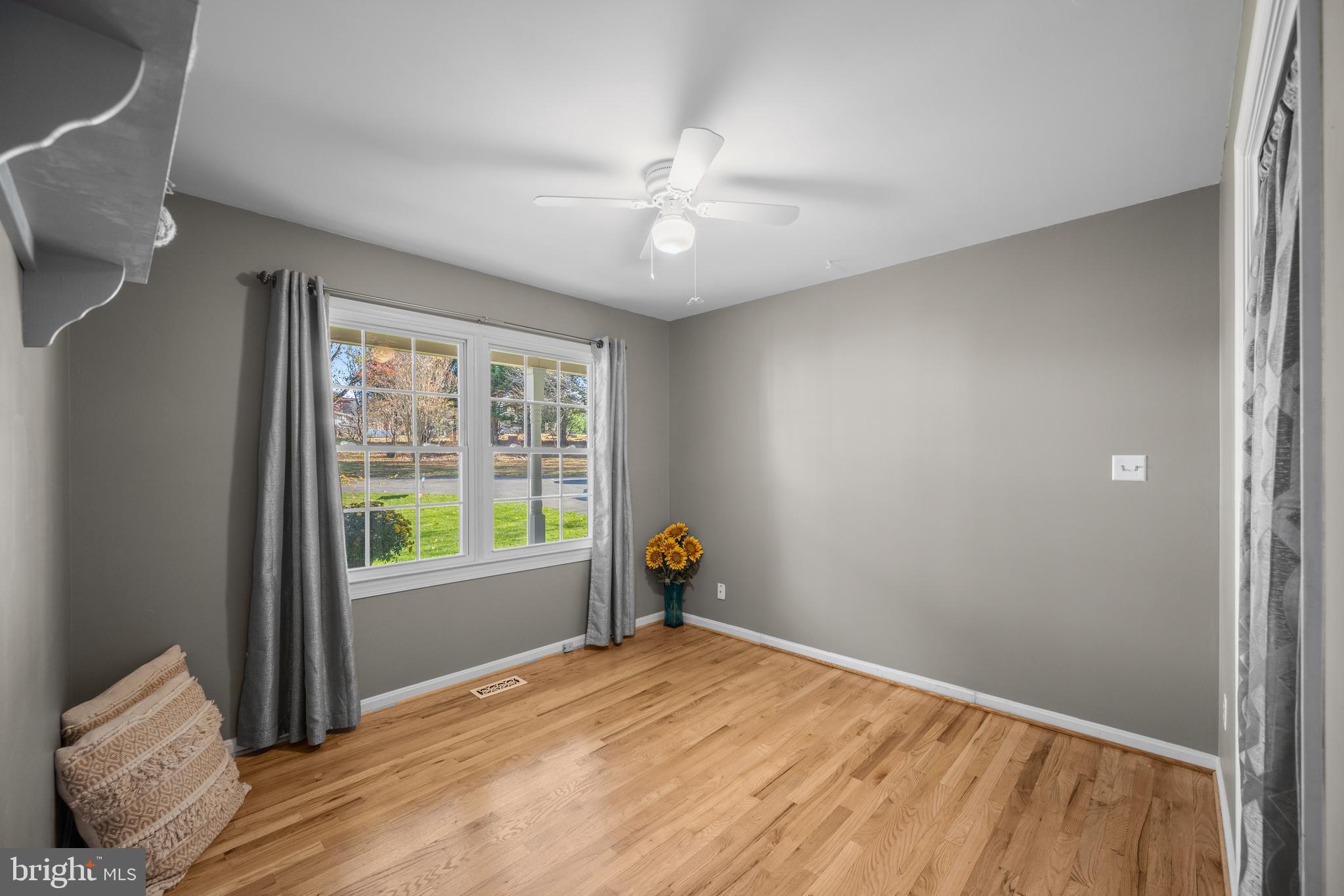 Real estate listing preview #17