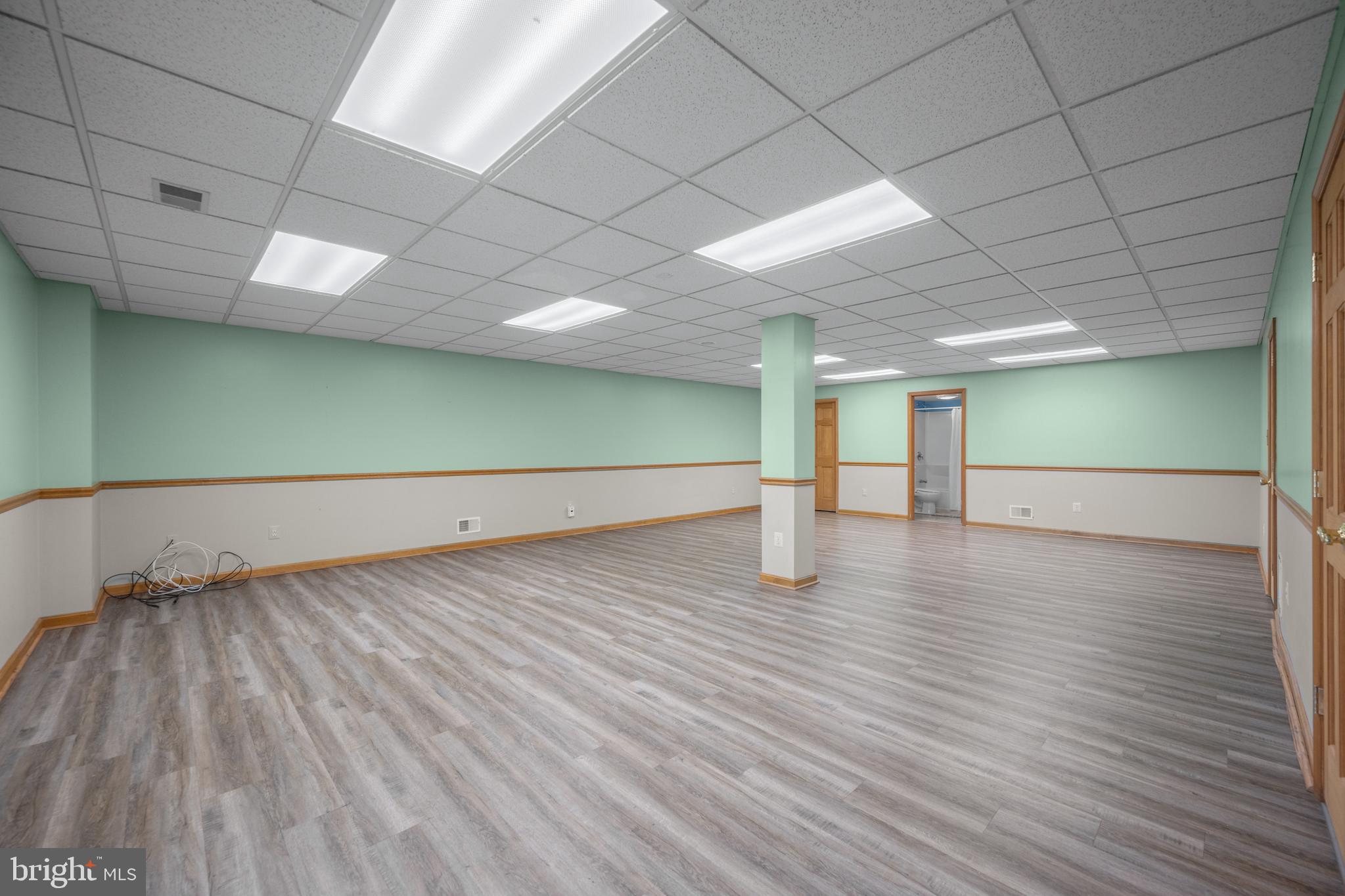 Real estate listing preview #25