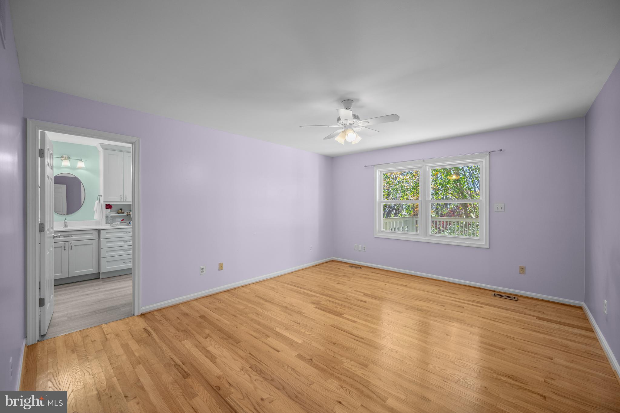 Real estate listing preview #13