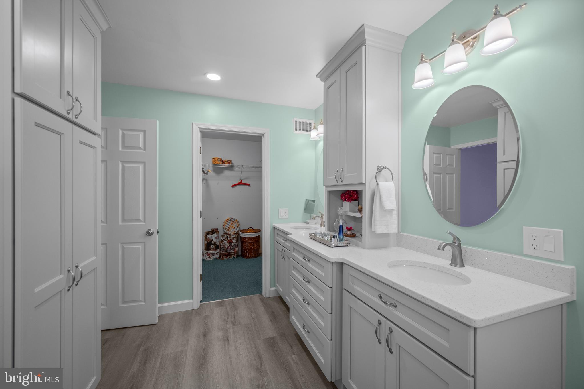 Real estate listing preview #16