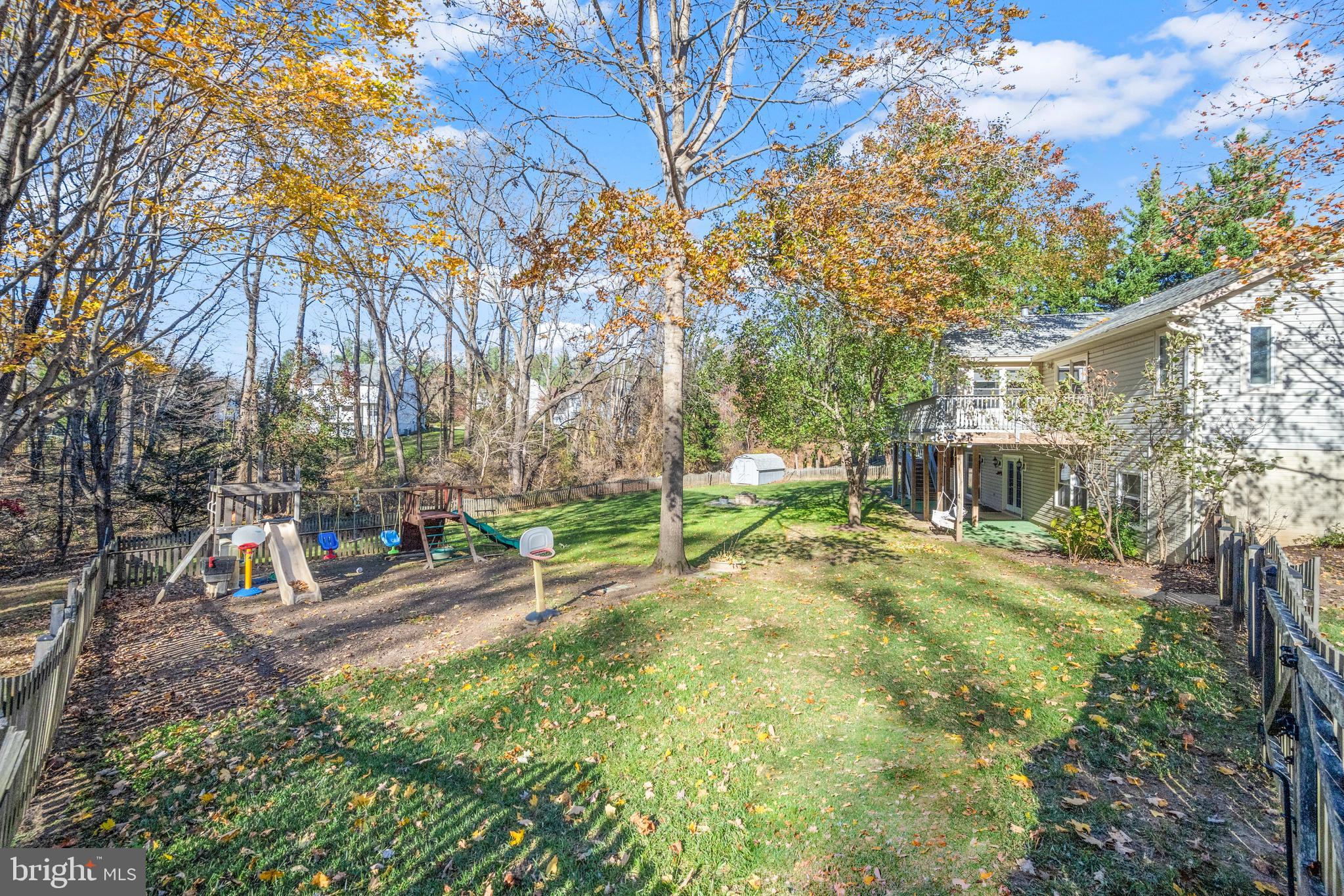 Real estate listing preview #2