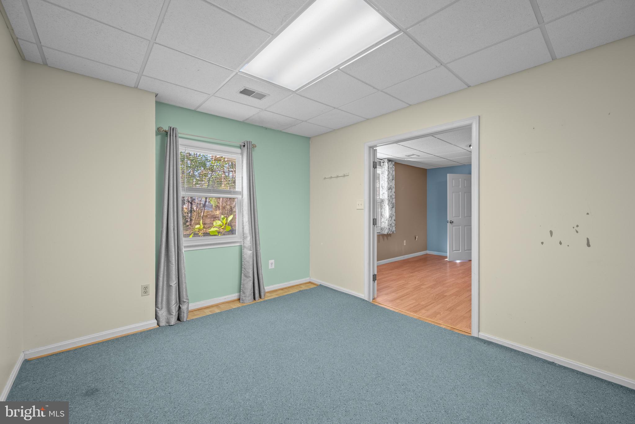 Real estate listing preview #32