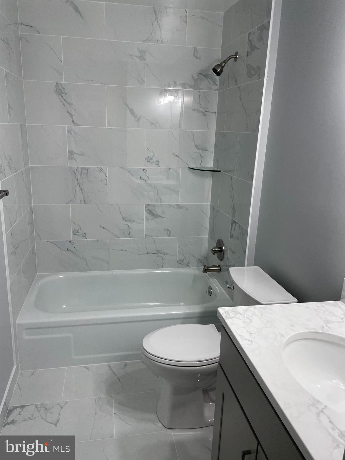 Real estate listing preview #14