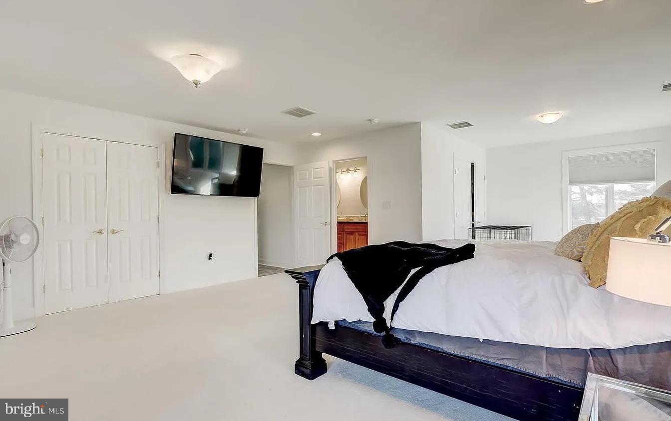 Real estate listing preview #17