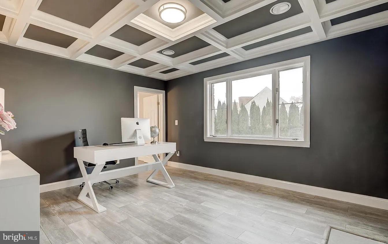 Real estate listing preview #29