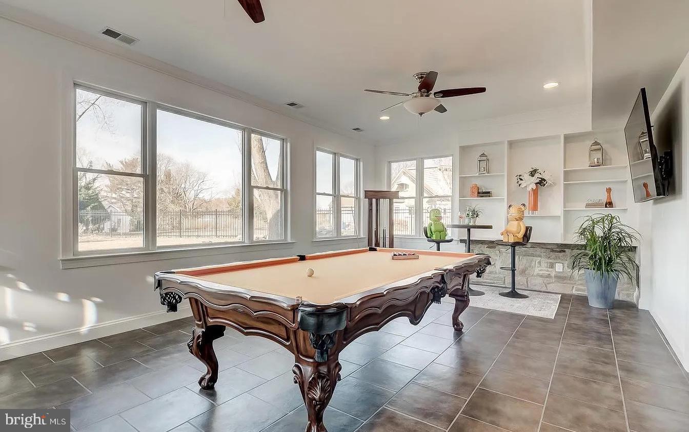 Real estate listing preview #32