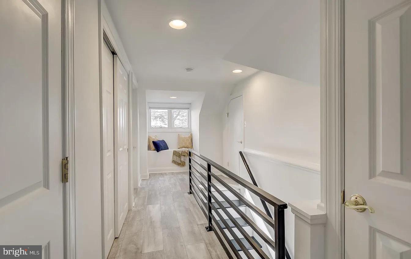 Real estate listing preview #52