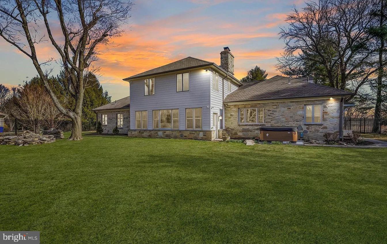 Real estate listing preview #3