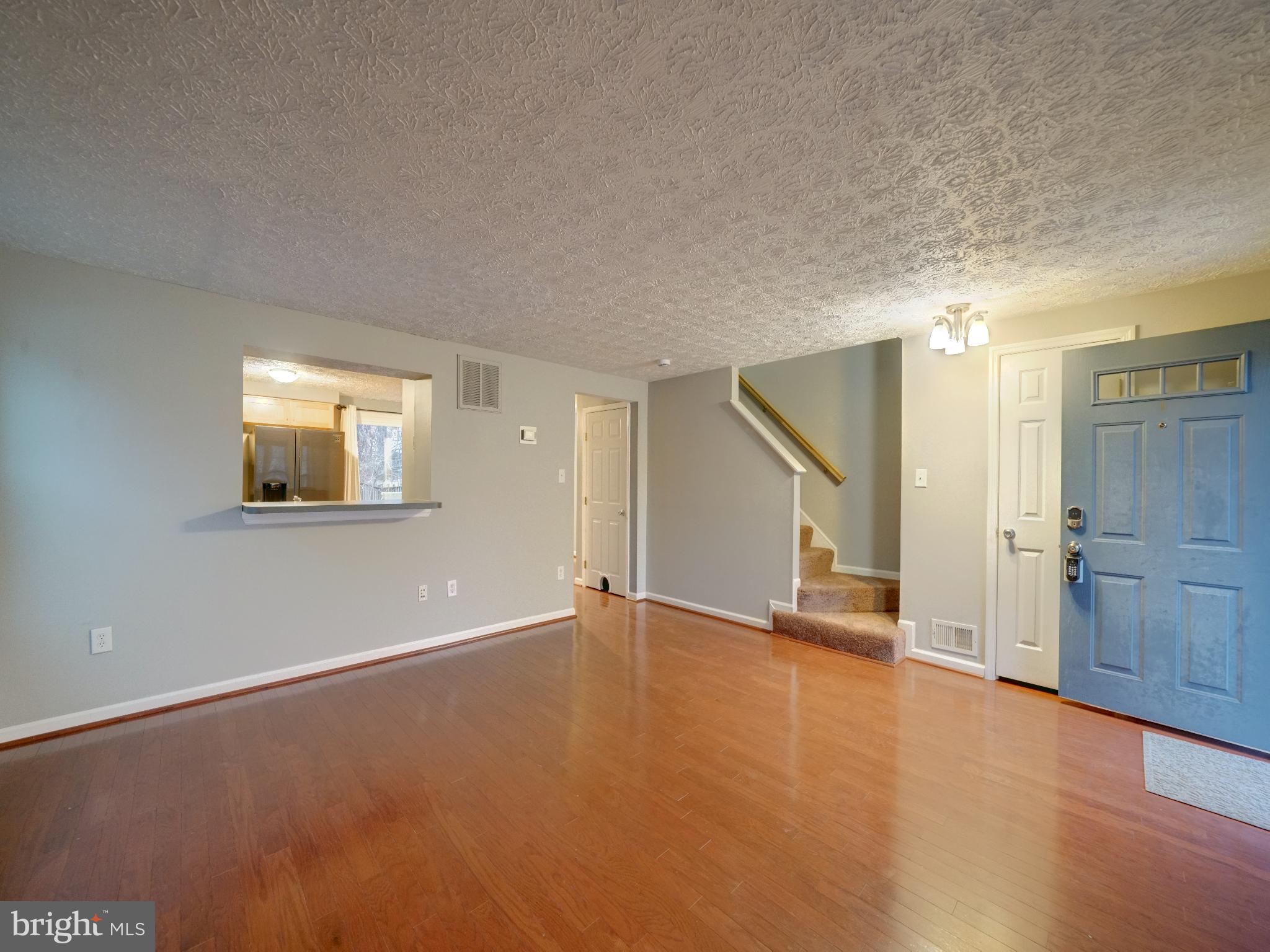 Real estate listing preview #5