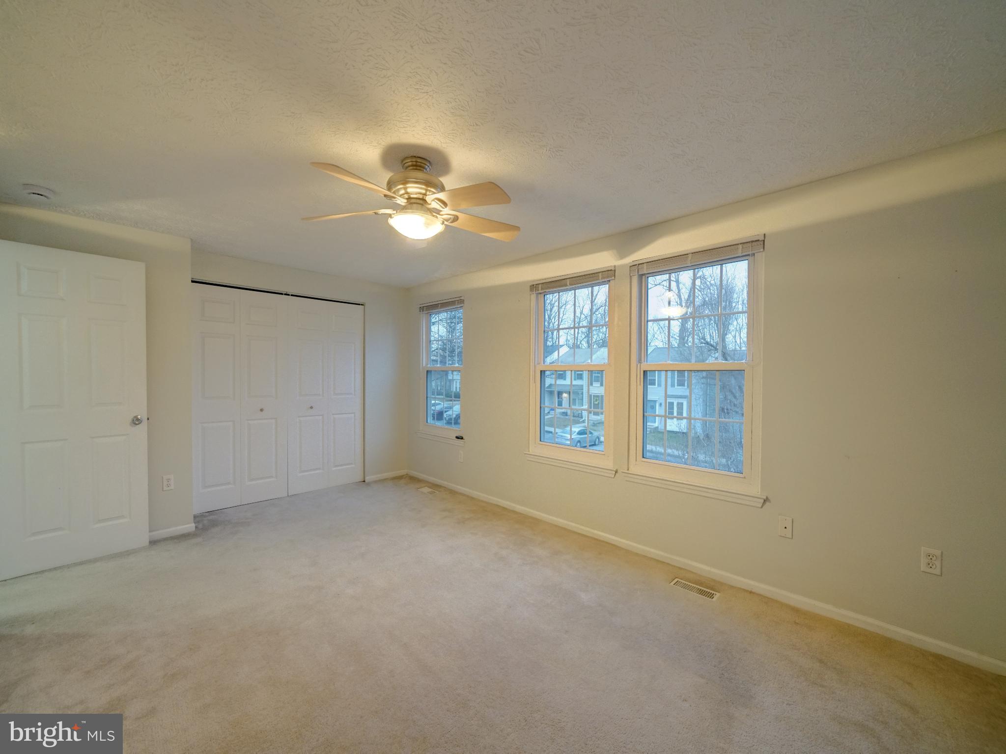 Real estate listing preview #32