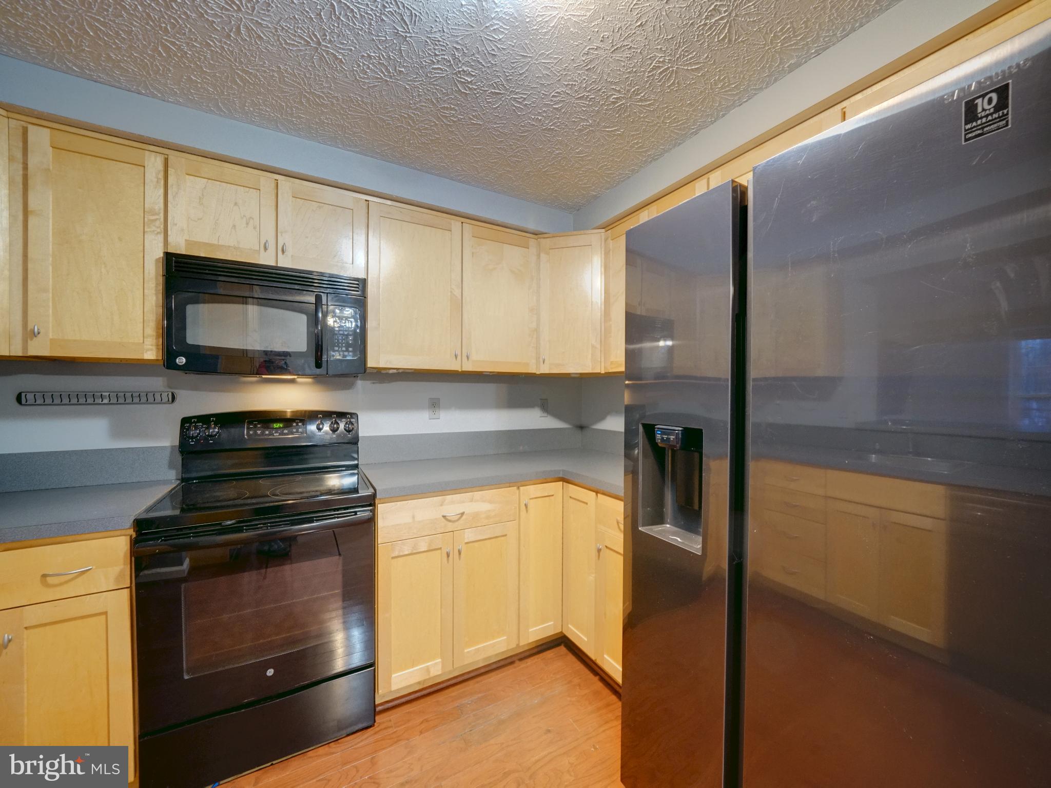 Real estate listing preview #17