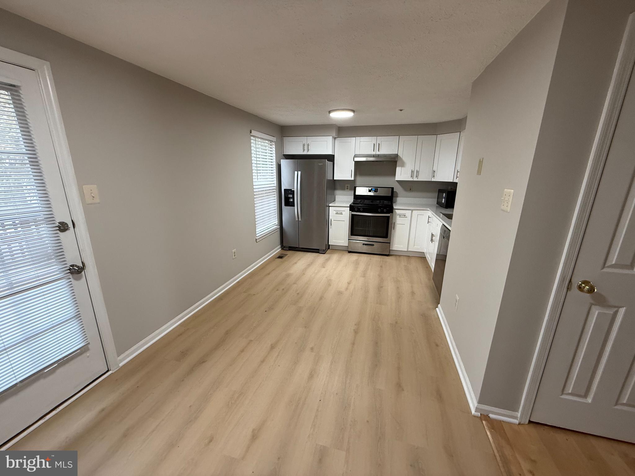 Real estate listing preview #4