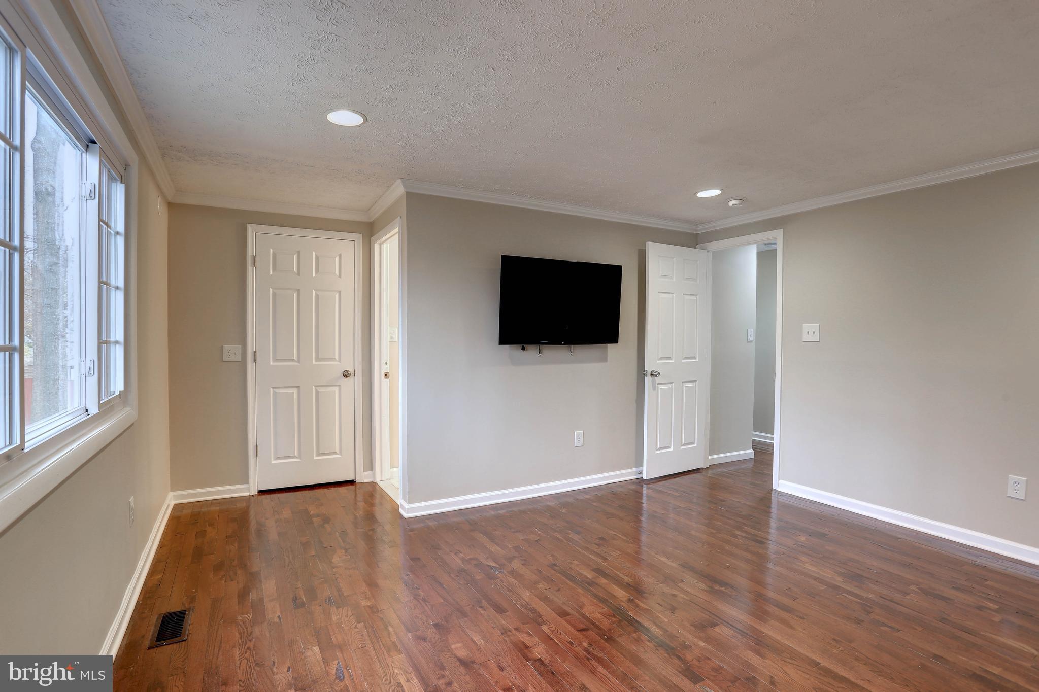 Real estate listing preview #19