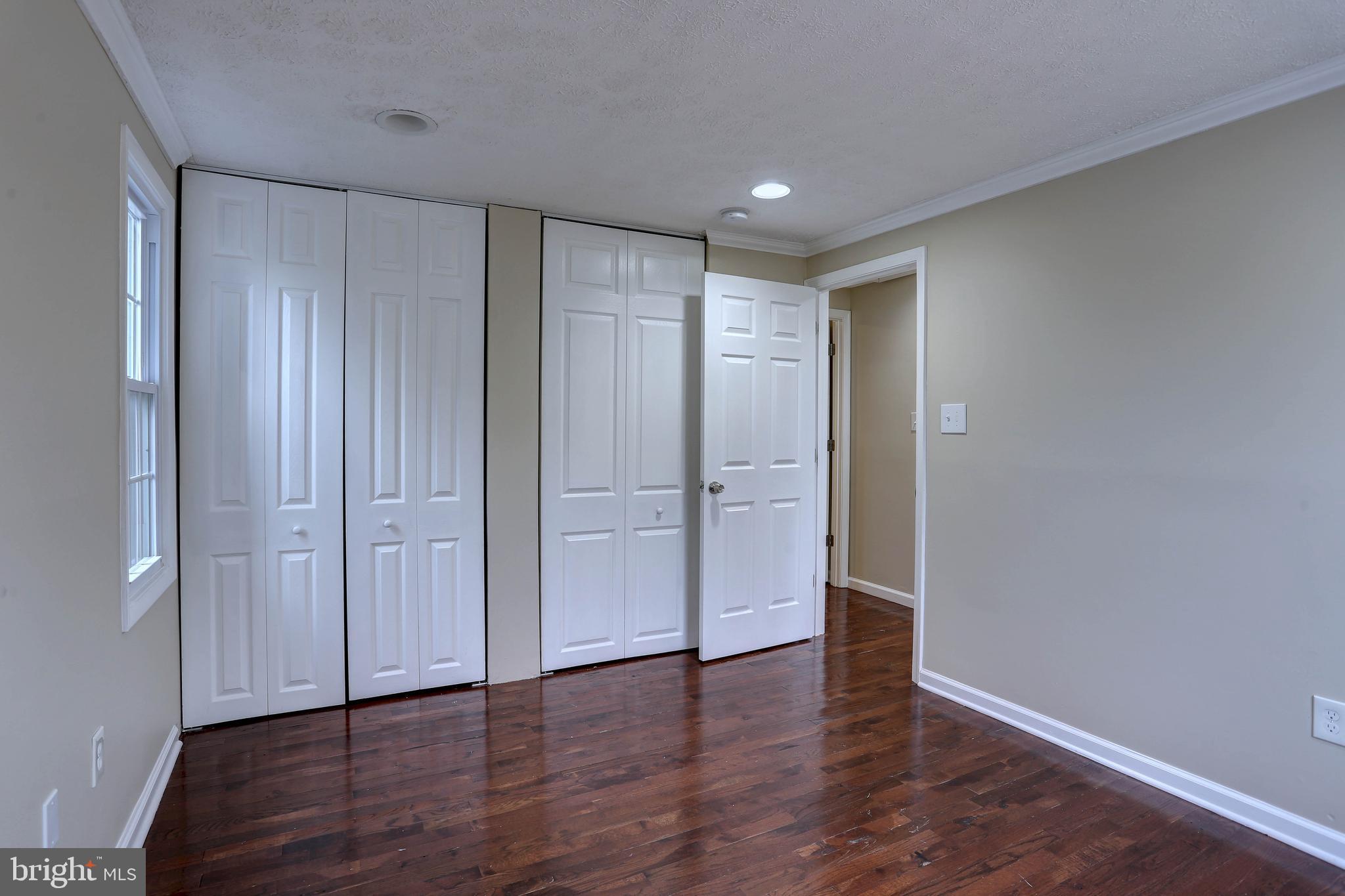 Real estate listing preview #17