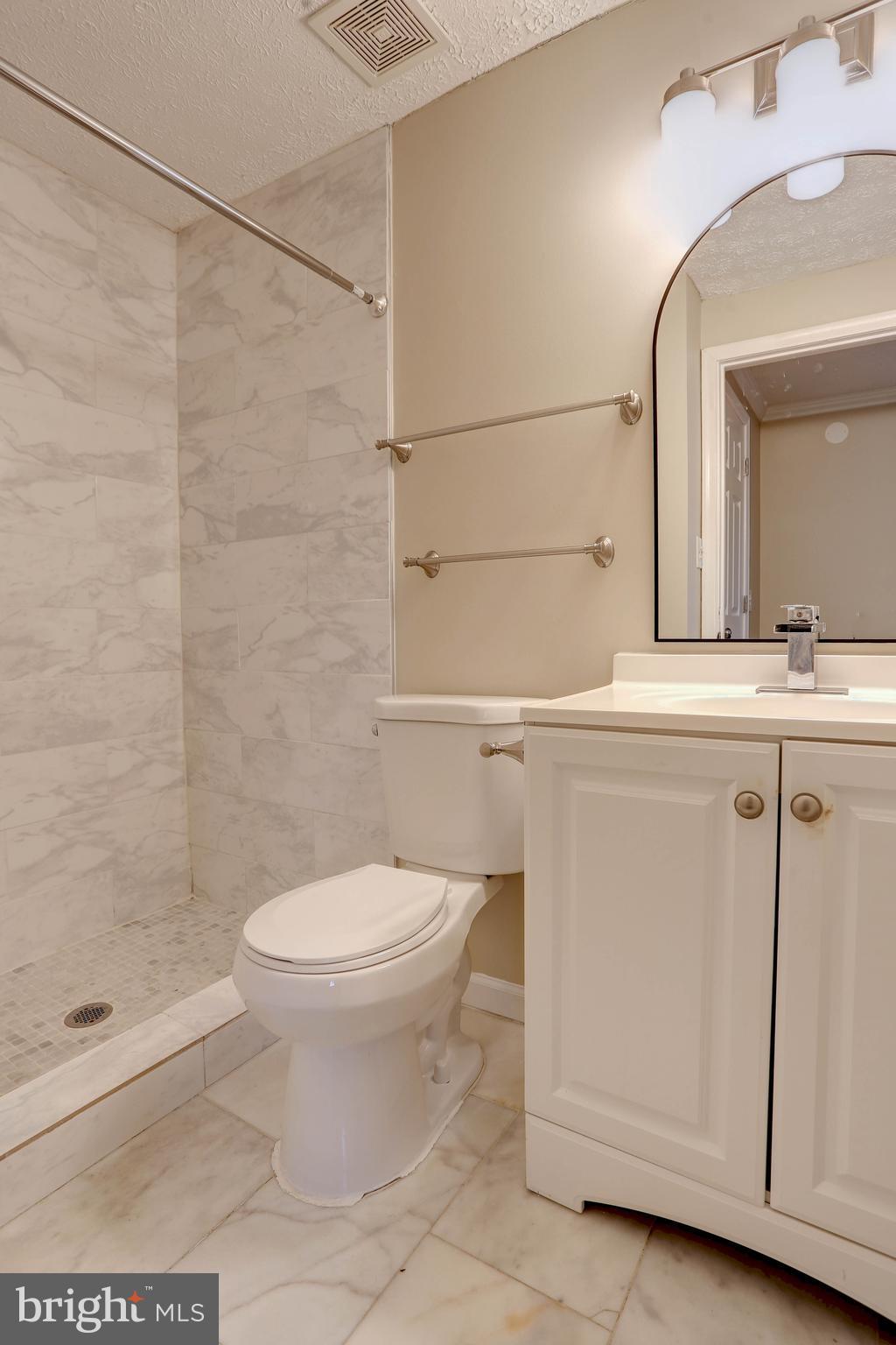 Real estate listing preview #22